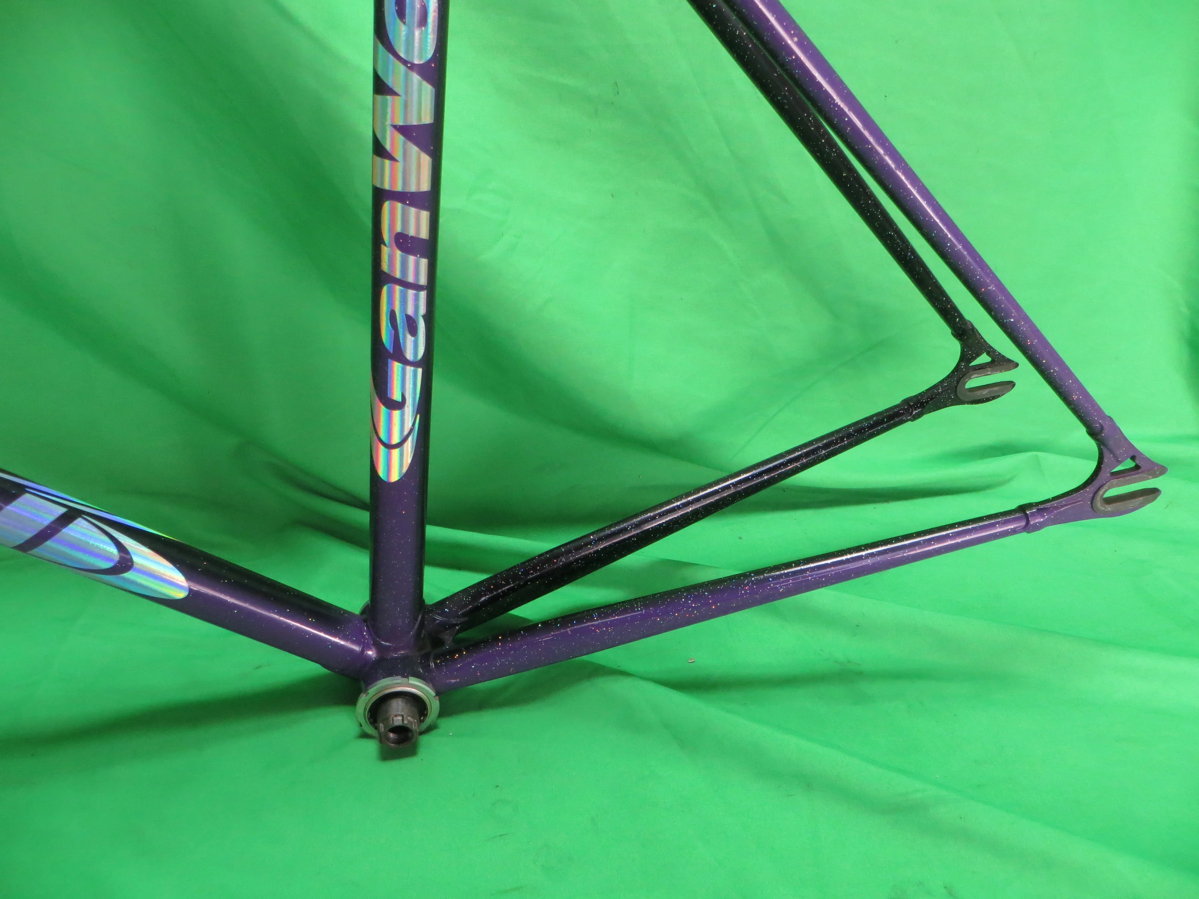 Gan Well Pro Columbus Max Fork // Purple Black Fade with Rainbow Flake // 48cm - Image 7