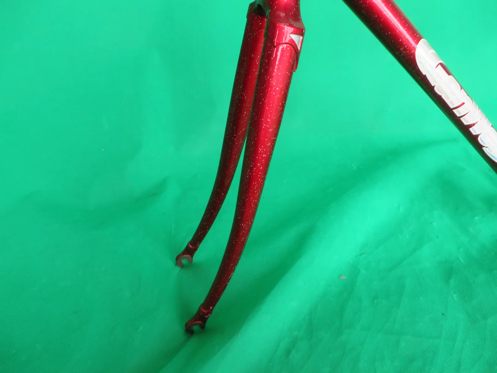 Gan Well Pro // Red with rainbow flake // 50.5cm - Image 3