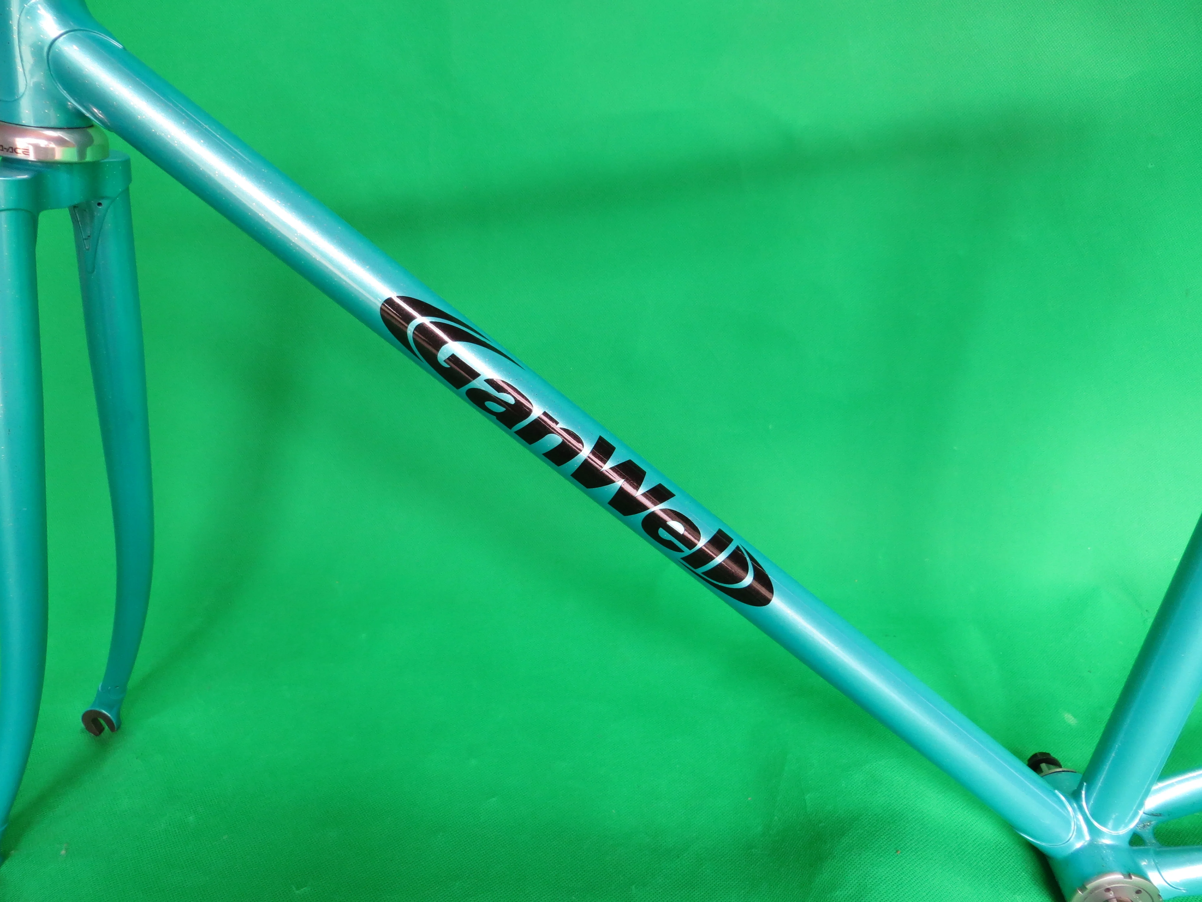 Gan Well Pro // Turquoise Blue with Silver Flake // 50.5cm - Image 6