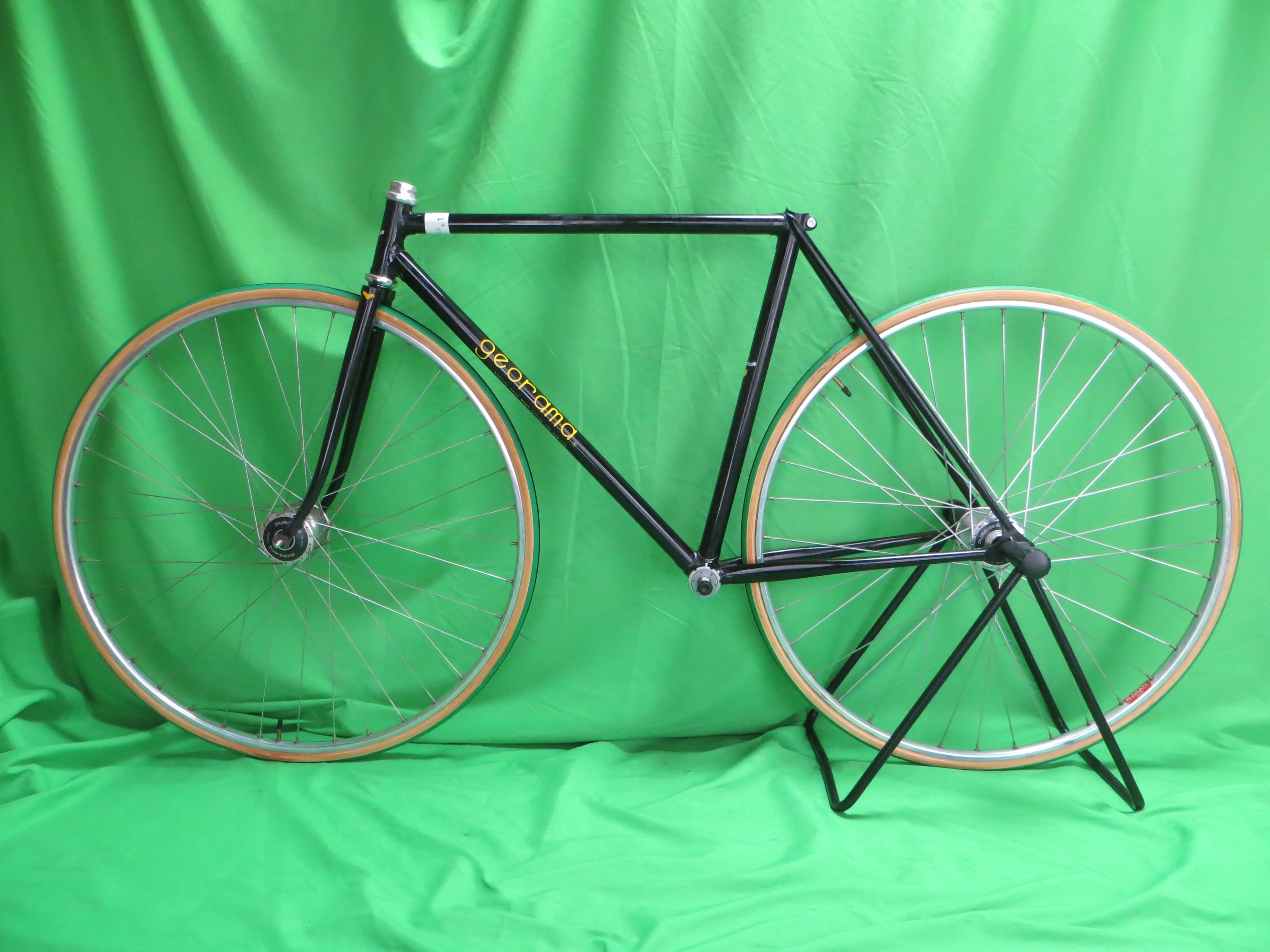 Georama // Black Metallic // 49.5cm - Image 16