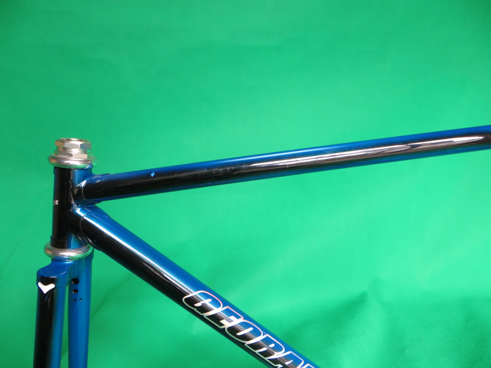 GEORAMA // Black & Blue Fade MINI 2011 // 47.5cm - Image 4