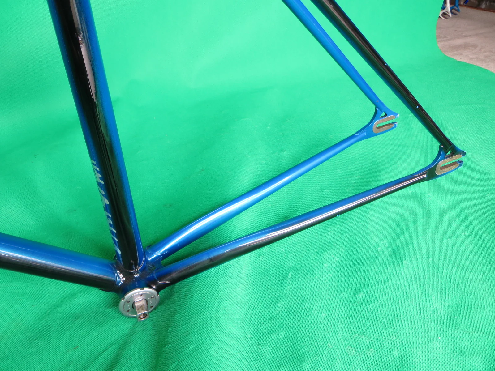 GEORAMA // Black & Blue Fade MINI 2011 // 47.5cm - Image 7
