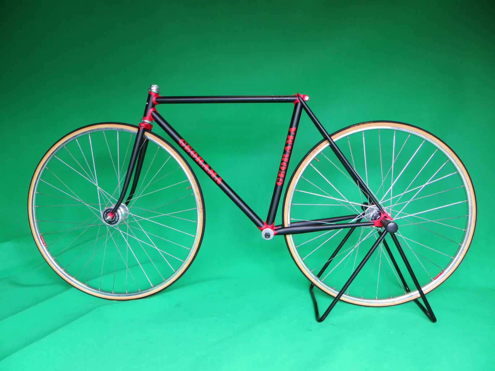 GEORAMA // matte black & red two tone // 49.5cm - Image 16