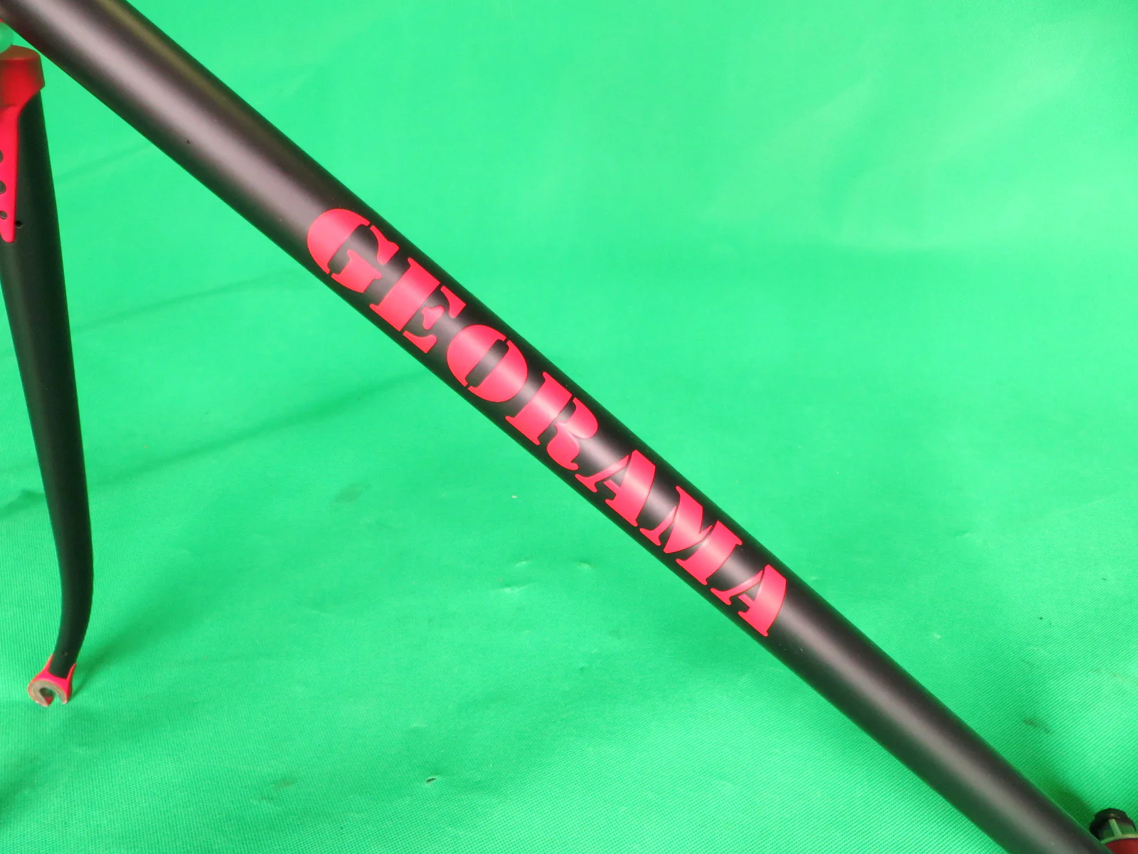 GEORAMA // matte black & red two tone // 49.5cm - Image 6