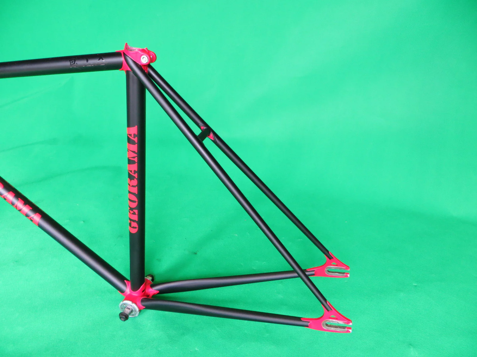 GEORAMA // matte black & red two tone // 49.5cm - Image 8