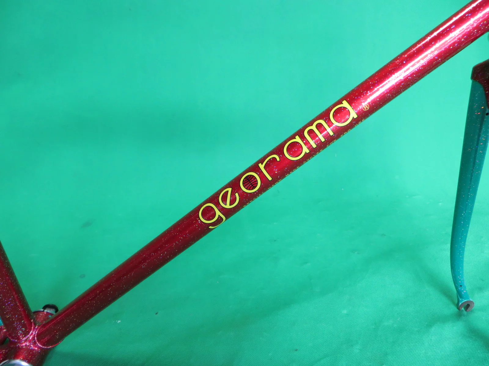 GEORAMA // Red & Green Two Tone + Rainbow Flake // 50.5cm - Image 10