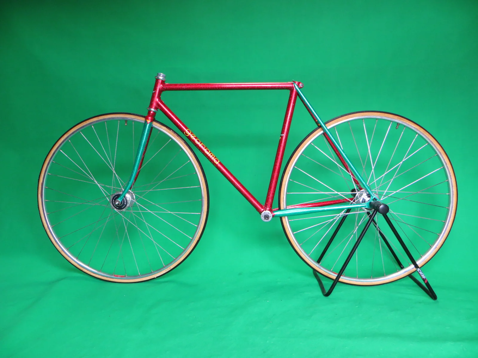 GEORAMA // Red & Green Two Tone + Rainbow Flake // 50.5cm - Image 16