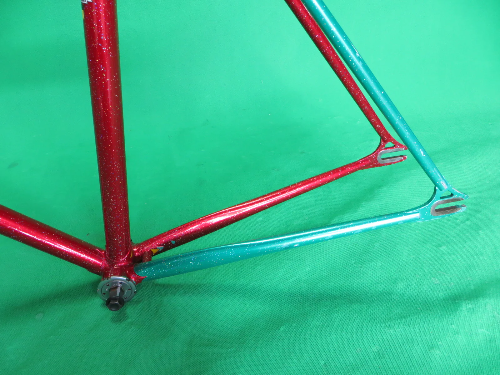 GEORAMA // Red & Green Two Tone + Rainbow Flake // 50.5cm - Image 4