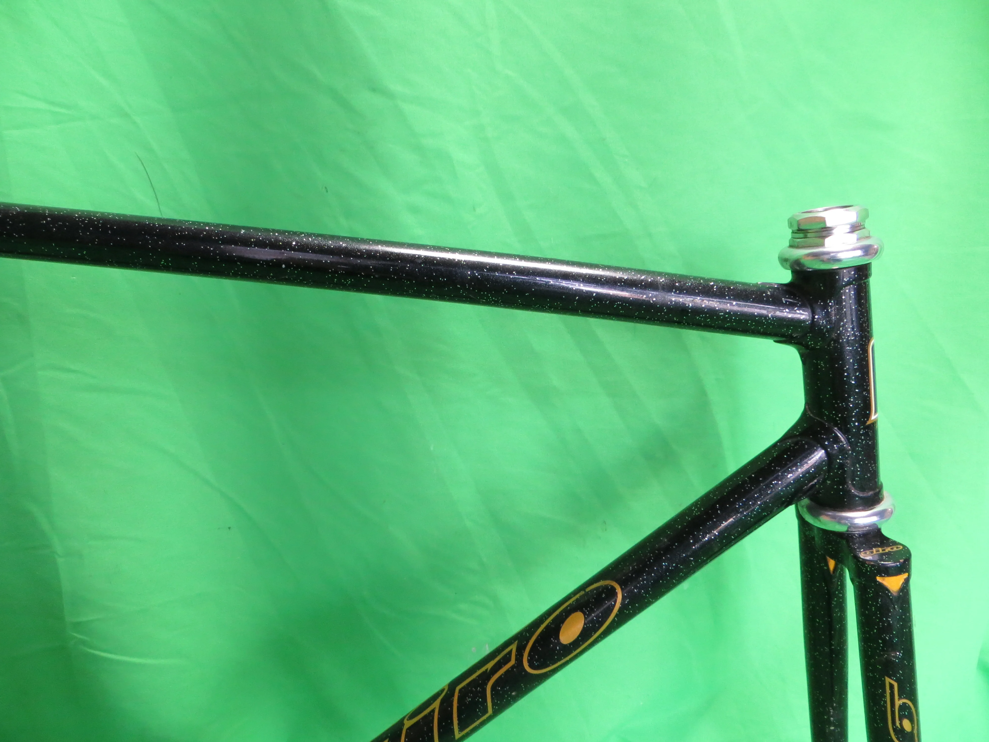 Giro // Black with Silver Flake // 52cm - Image 11
