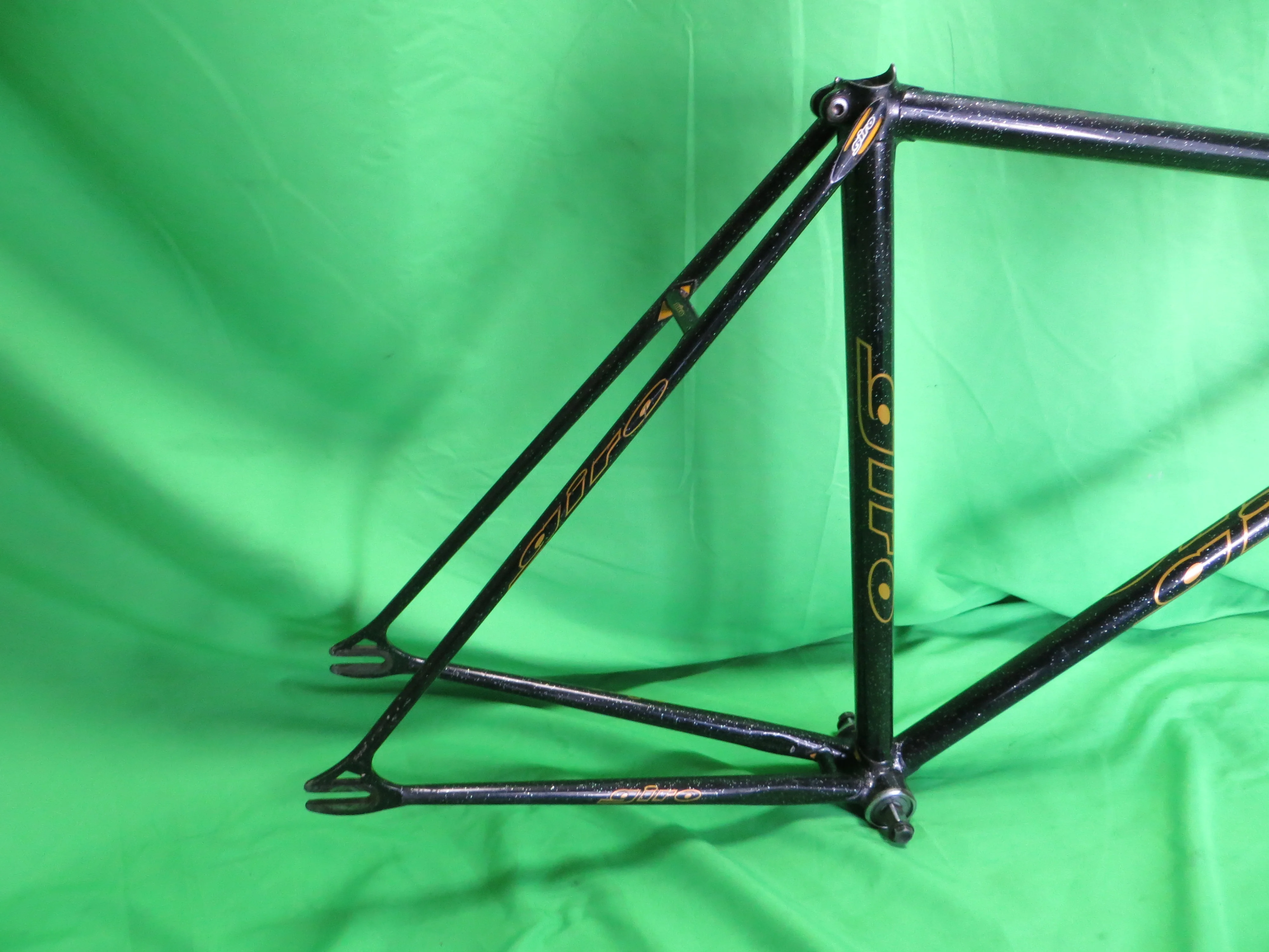 Giro // Black with Silver Flake // 52cm - Image 15