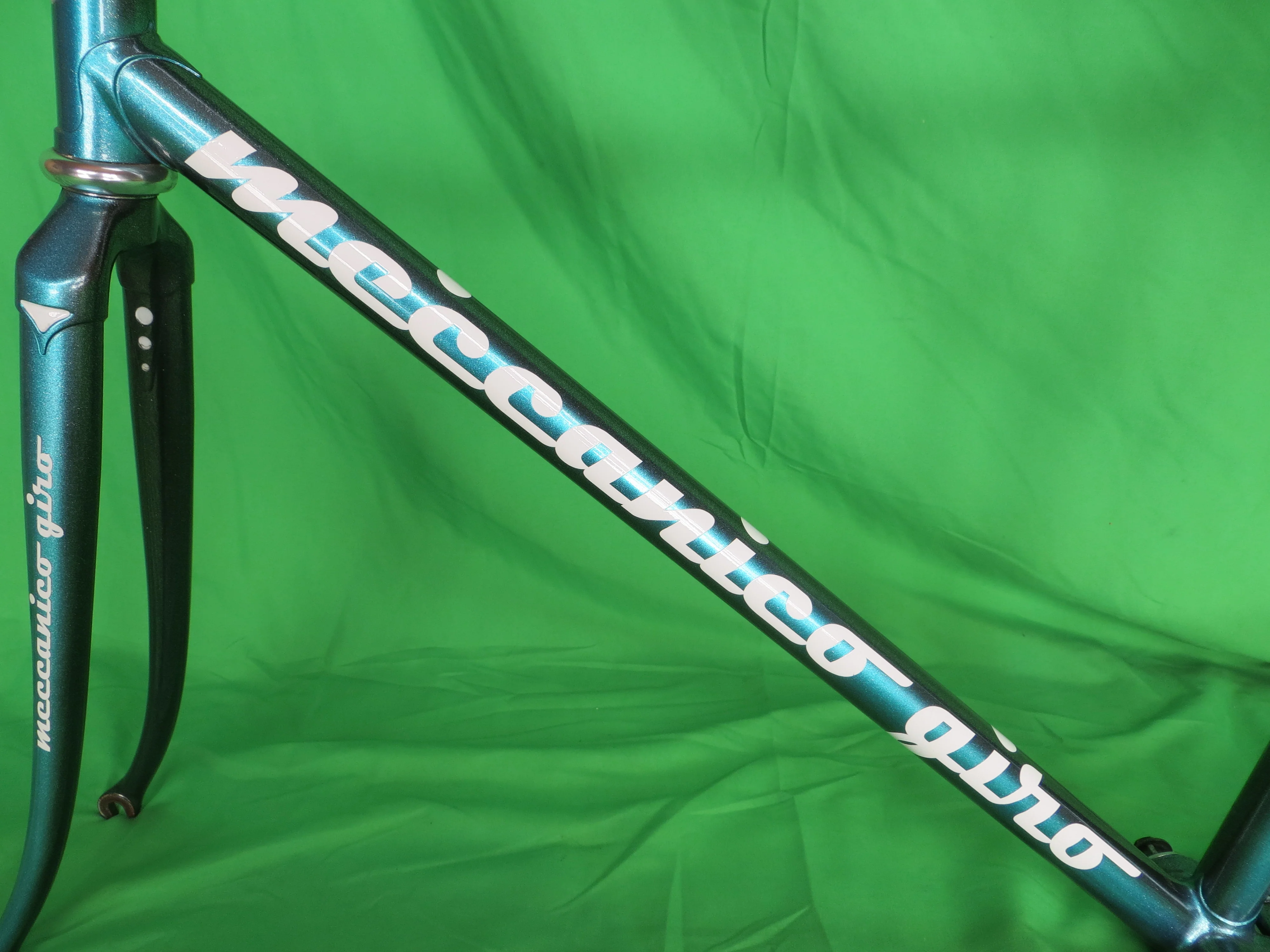 GIRO // Candy Light Blue Metallic Gray Metallic Fade // 53.5cm - Image 6