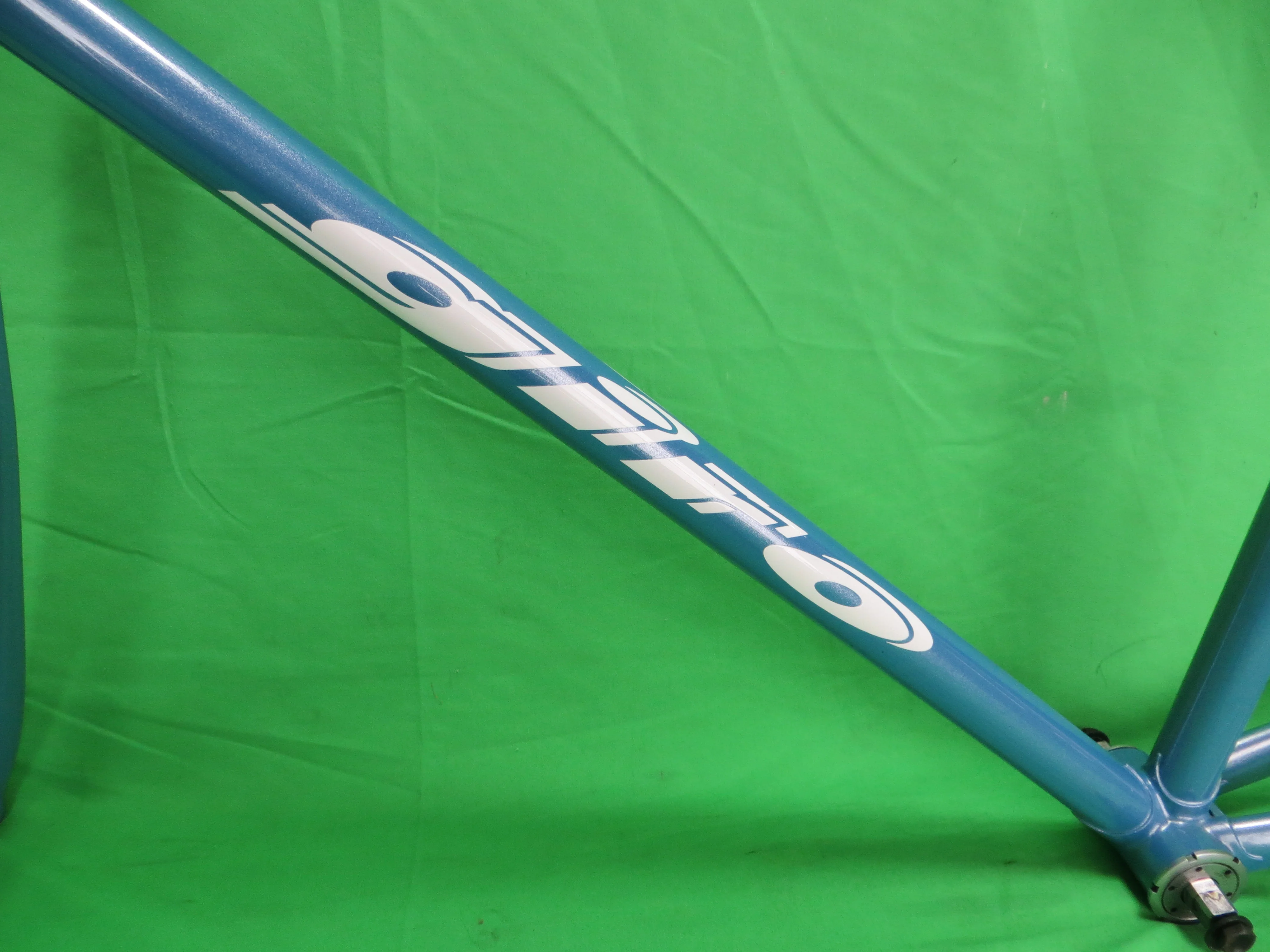 Giro Columbus Max Fork // Bulish Gray with Fine Silver Flake// 51.5cm - Image 6