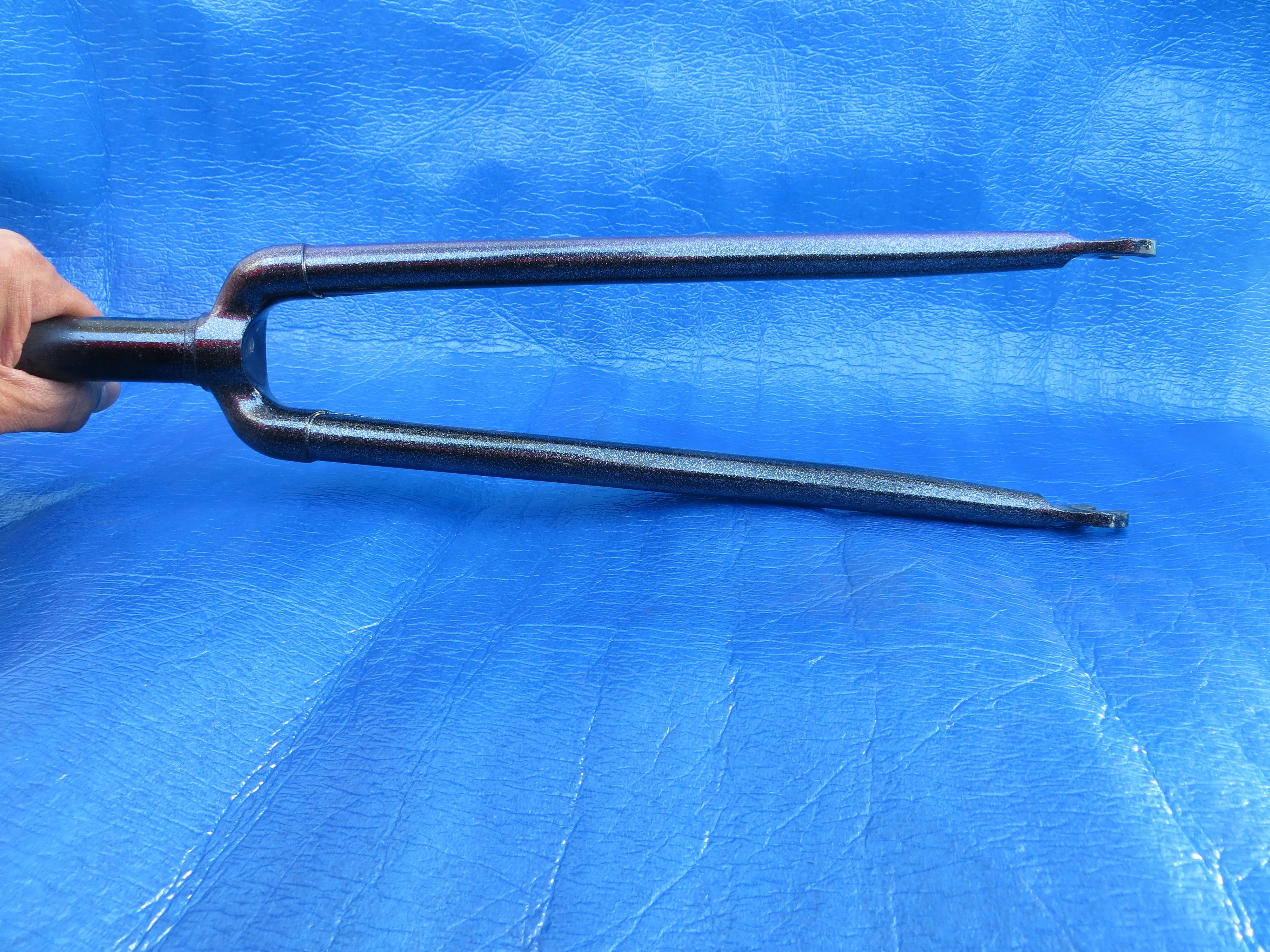 Giro Columbus Max Front Fork 132mm steering Column 9mm Slot /241221 - Image 2