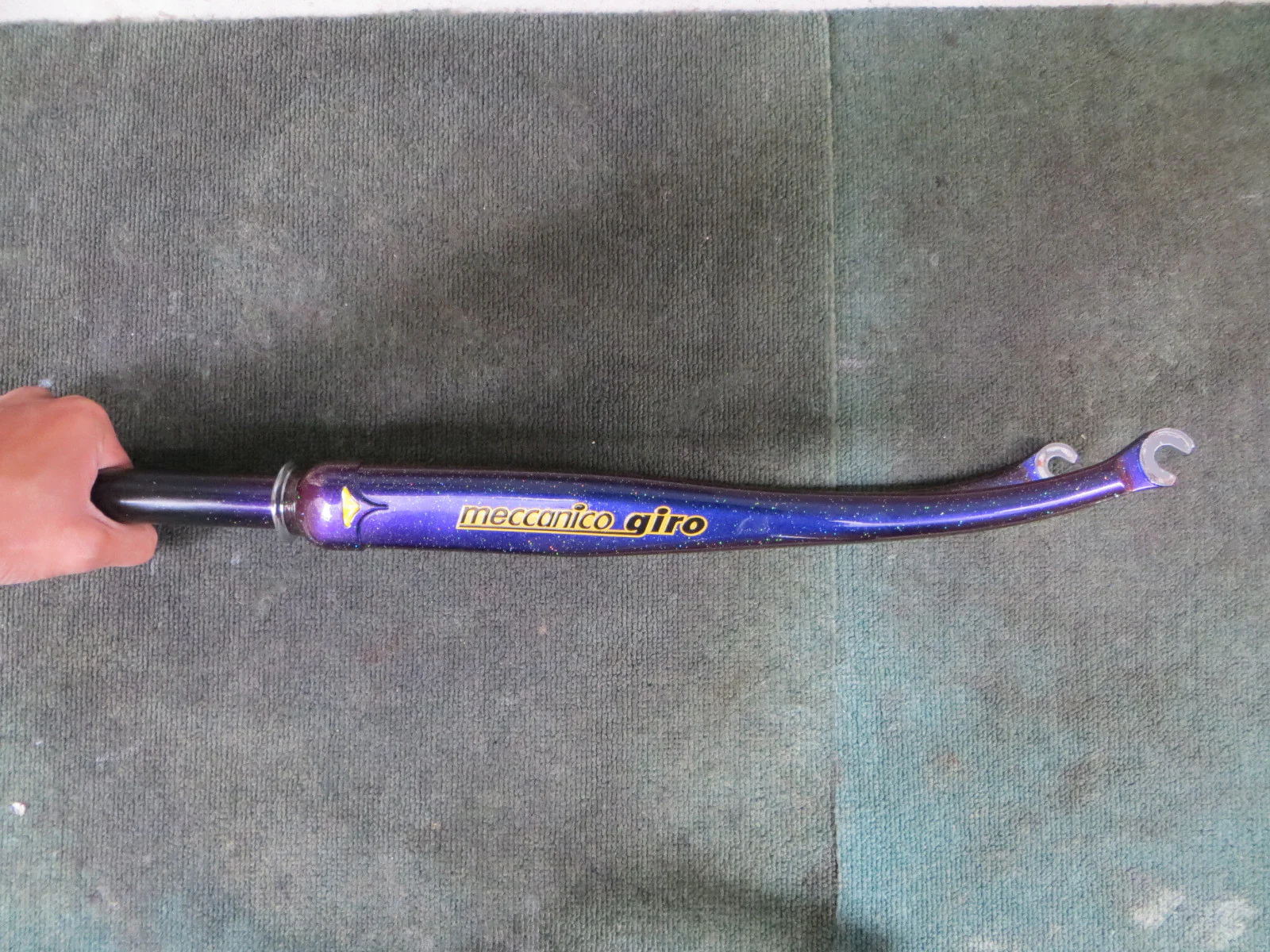 Giro Columbus Max Front Fork 155mm steering Column 9mm Slot - Image 2