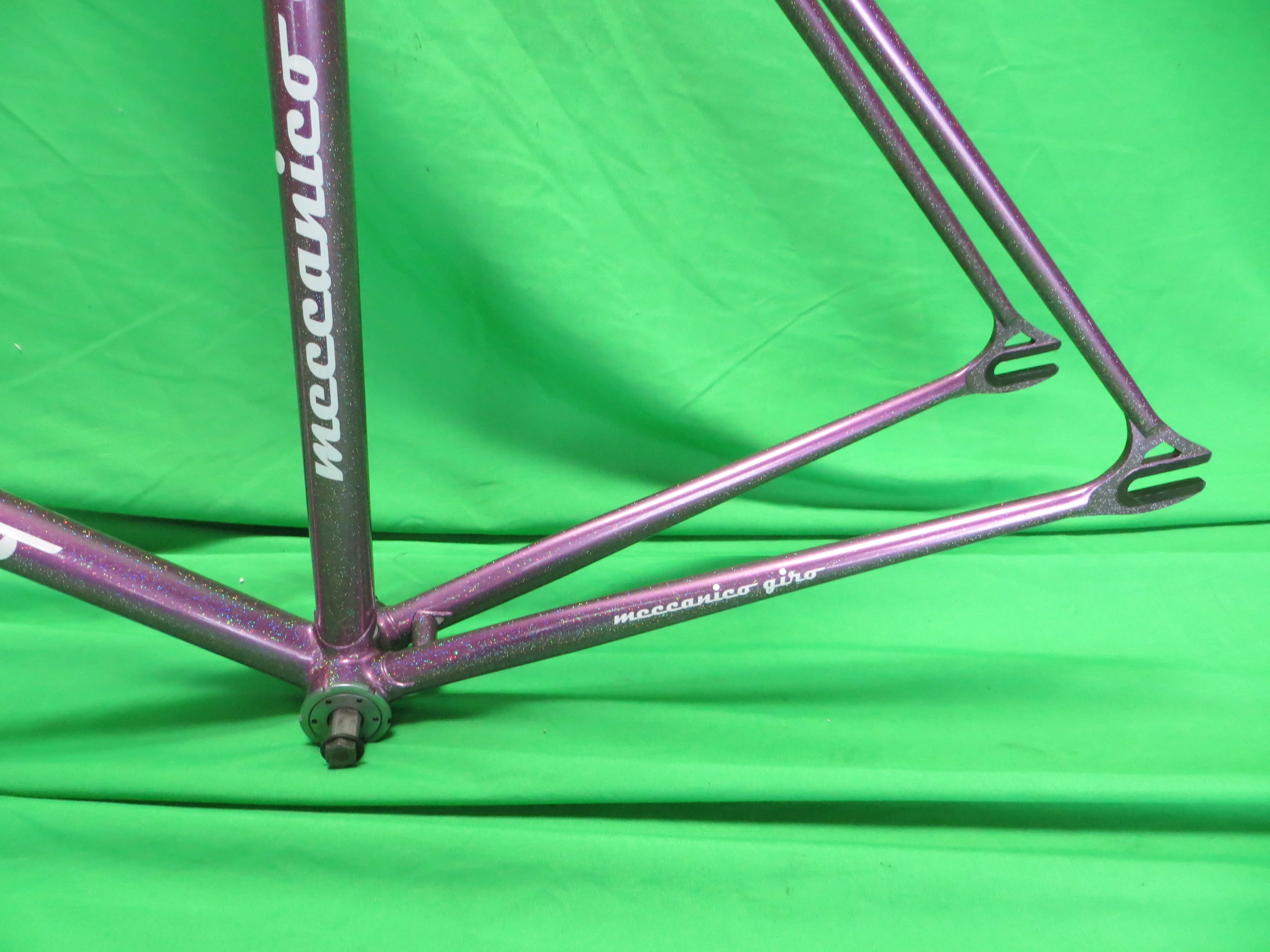 GIRO // Light Purple Metallic with Super Rainbow Fine Flake // 51.5cm - Image 7