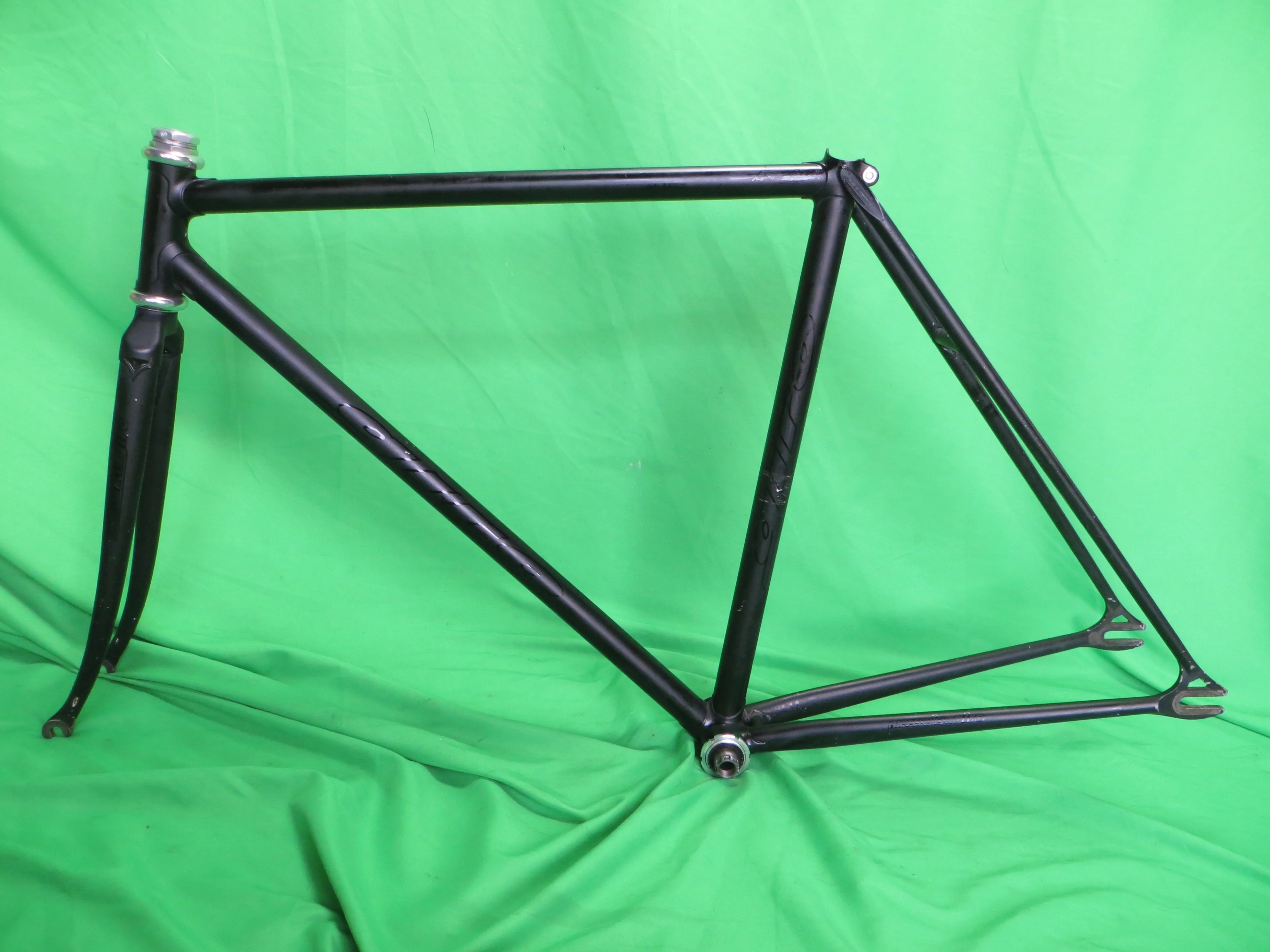 Giro // Matte Black // 50.5cm