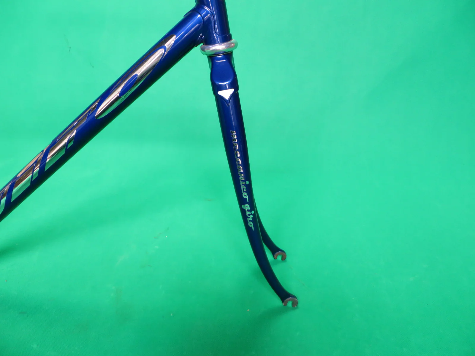 GIRO // Purplish Dark Blue Metallic  // 53.5cm - Image 10