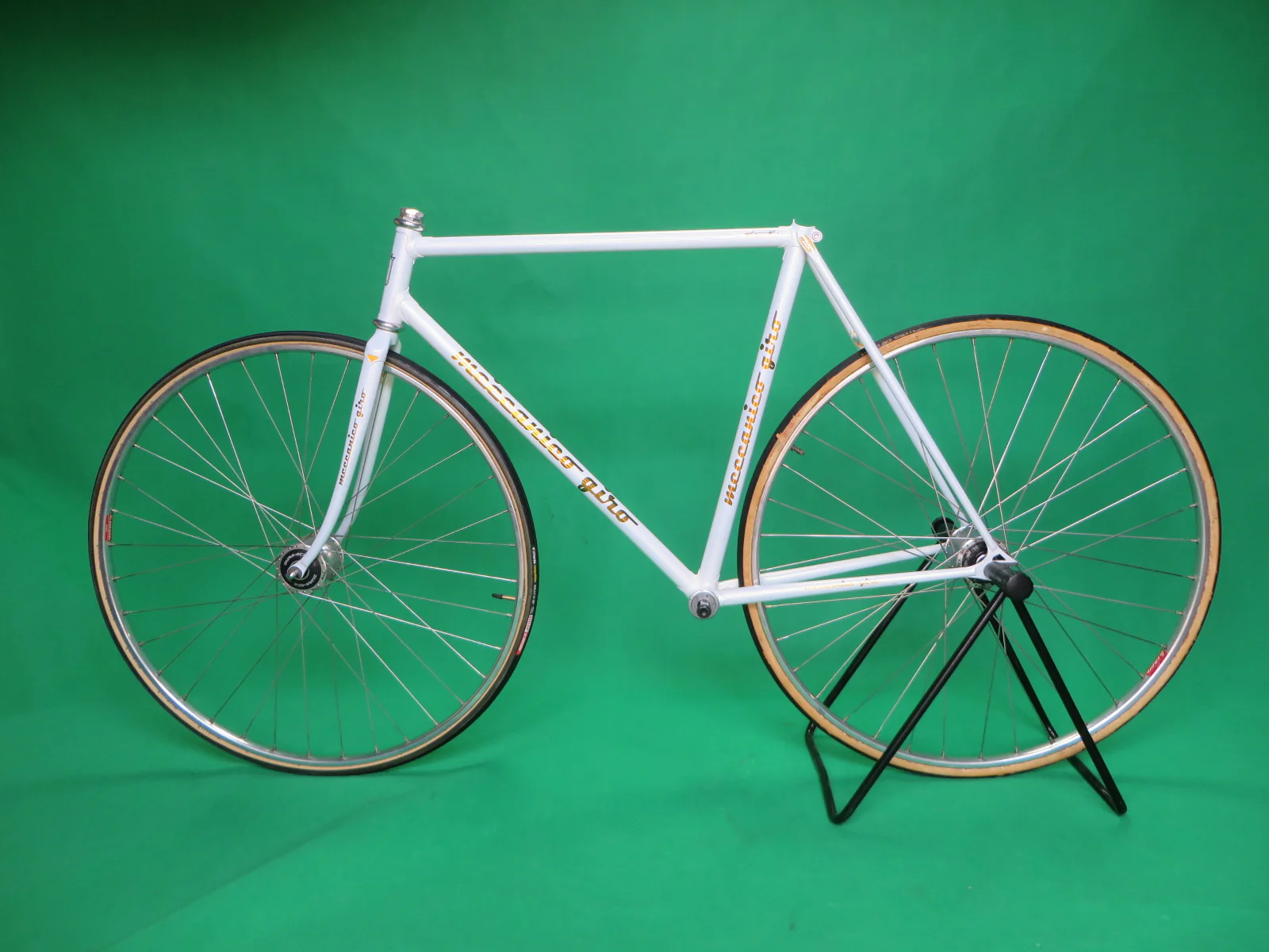 GIRO // White  // 53.5cm - Image 16
