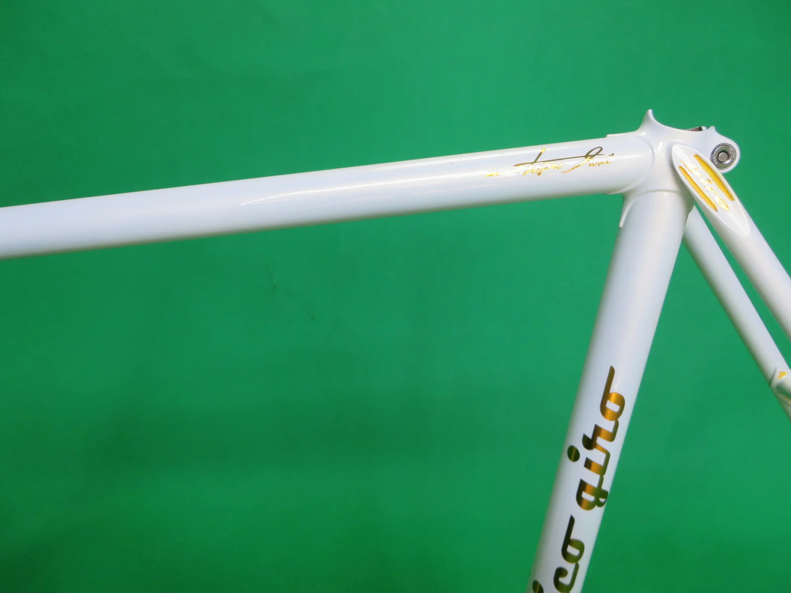 GIRO // White  // 53.5cm - Image 3