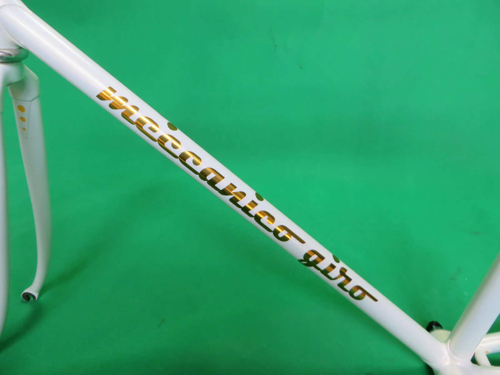 GIRO // White  // 53.5cm - Image 4