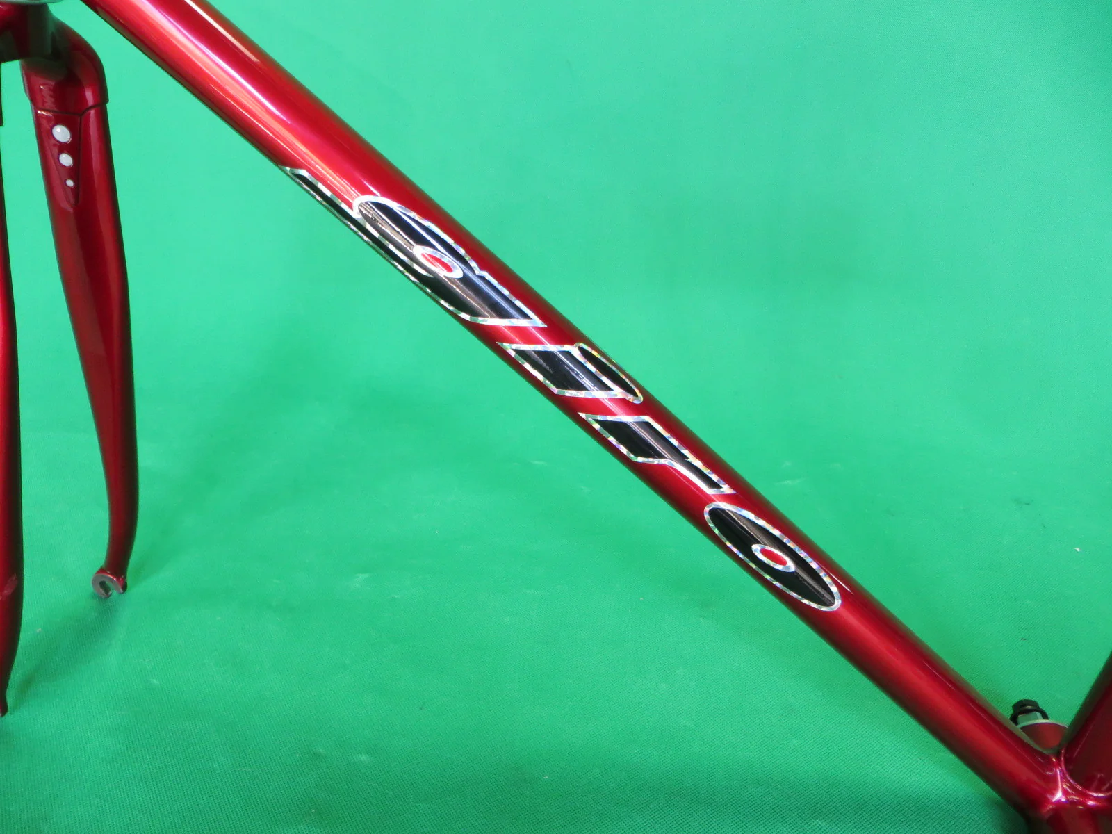 GIRO // red metallic black fade // COLUMBUS MAX fork // 51cm - Image 6