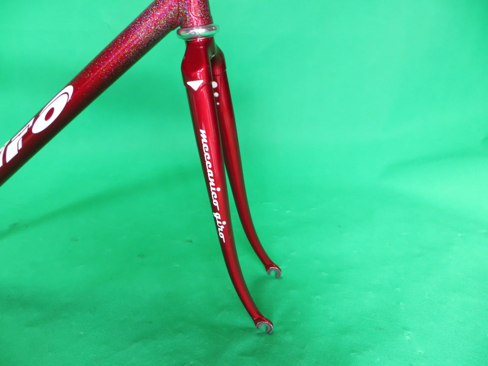 GIRO // red metallic rainbow flake // 54cm - Image 10