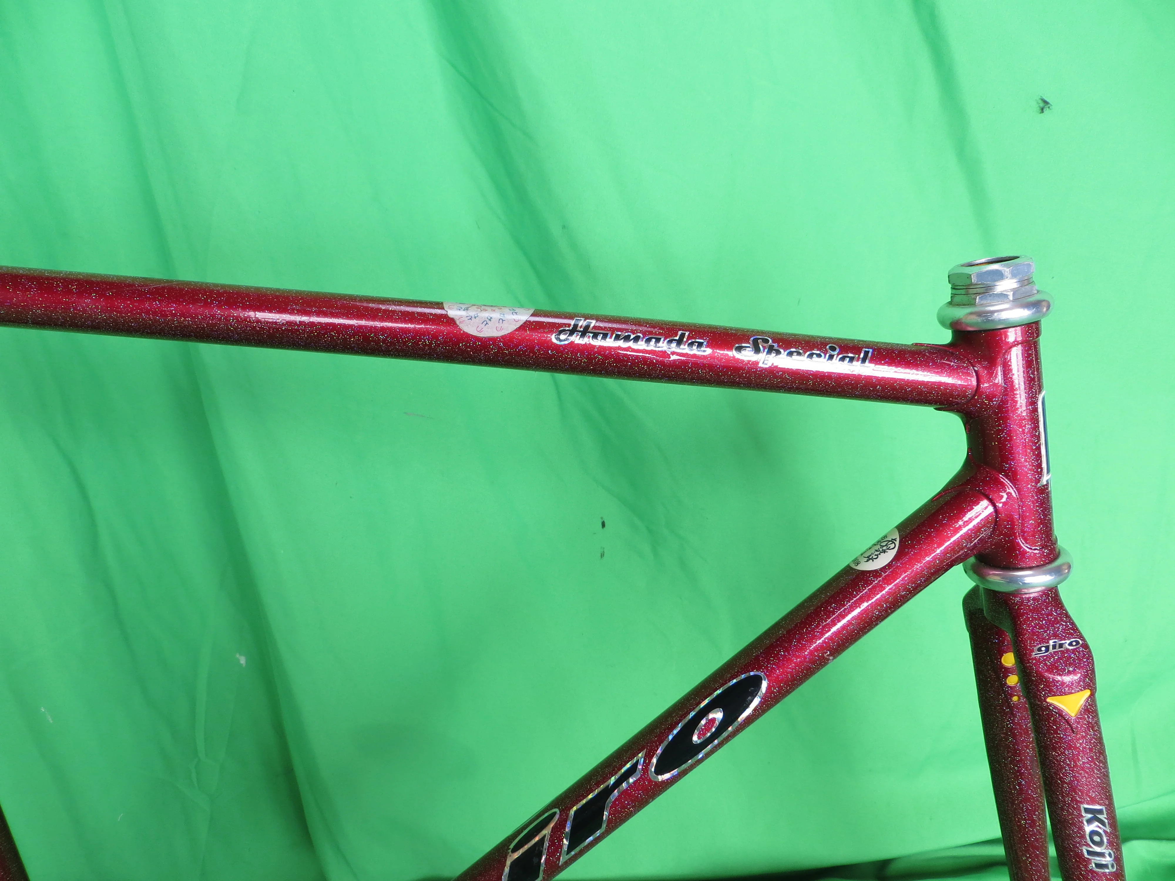 Giro // Red Metallic with Rainbow Flake // 51cm - Image 11