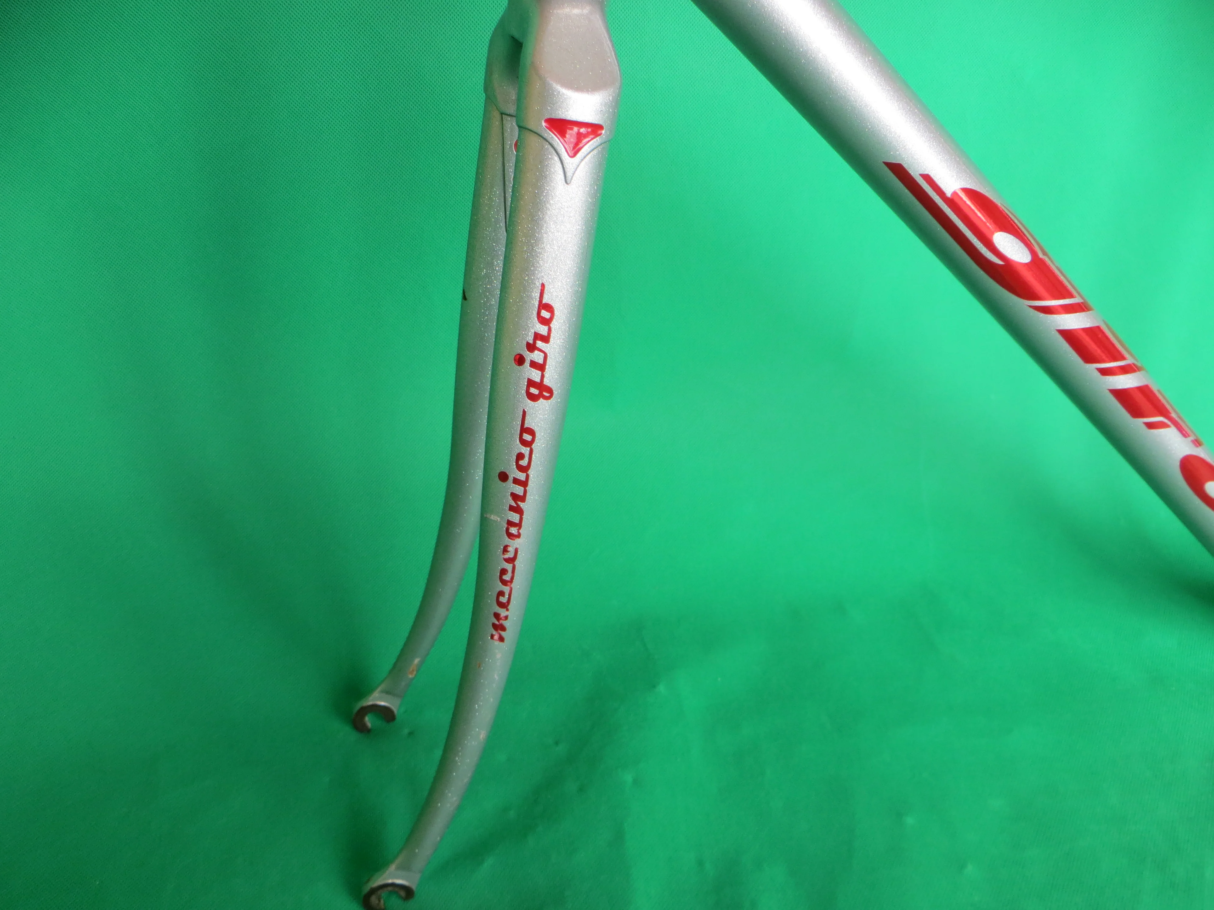 GIRO // Silver Metallic // 53cm - Image 3