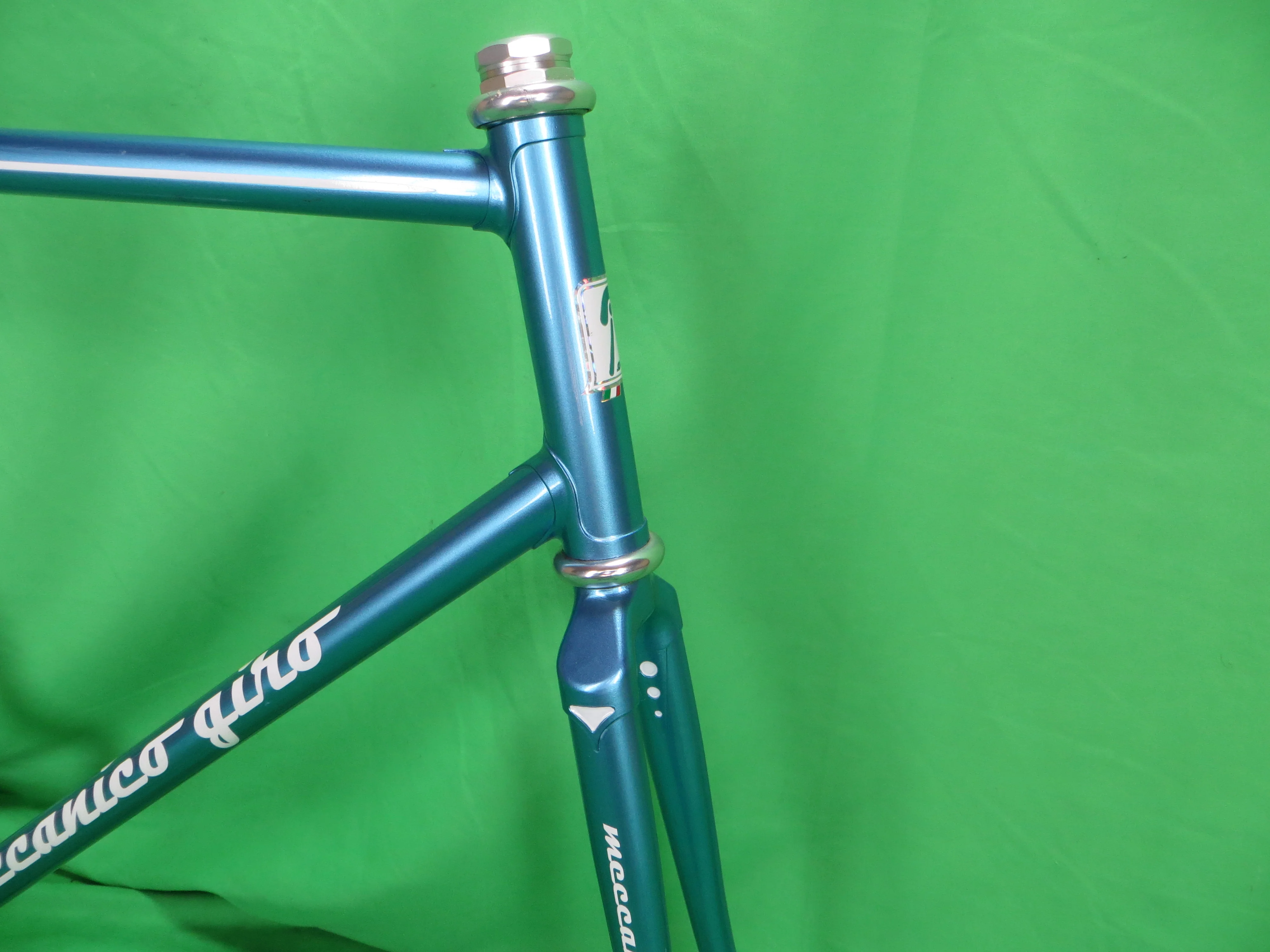 Giro // Sky blue metallic / White Fade // 53.5cm - Image 9