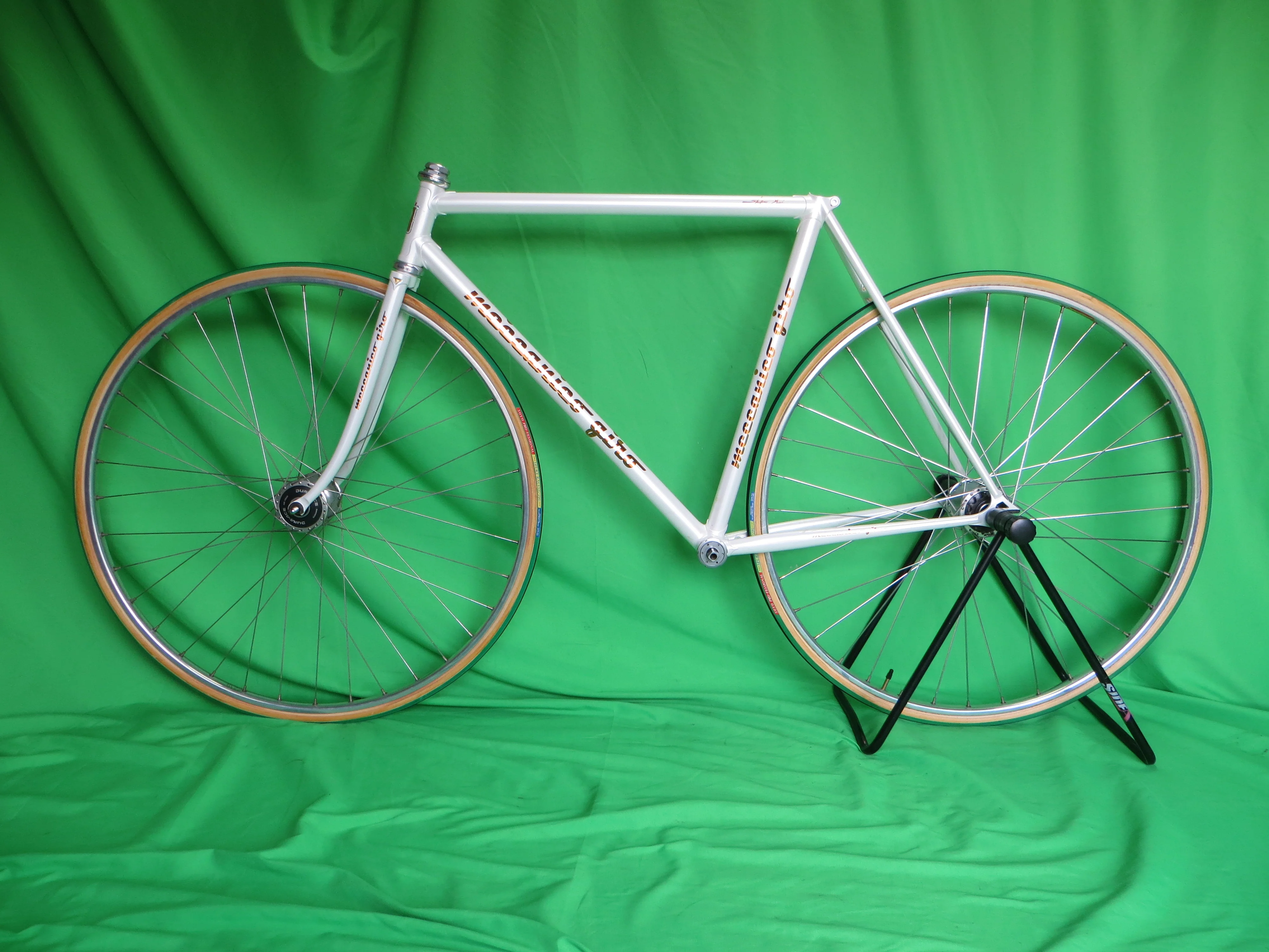 GIRO // White // 51.5cm - Image 16