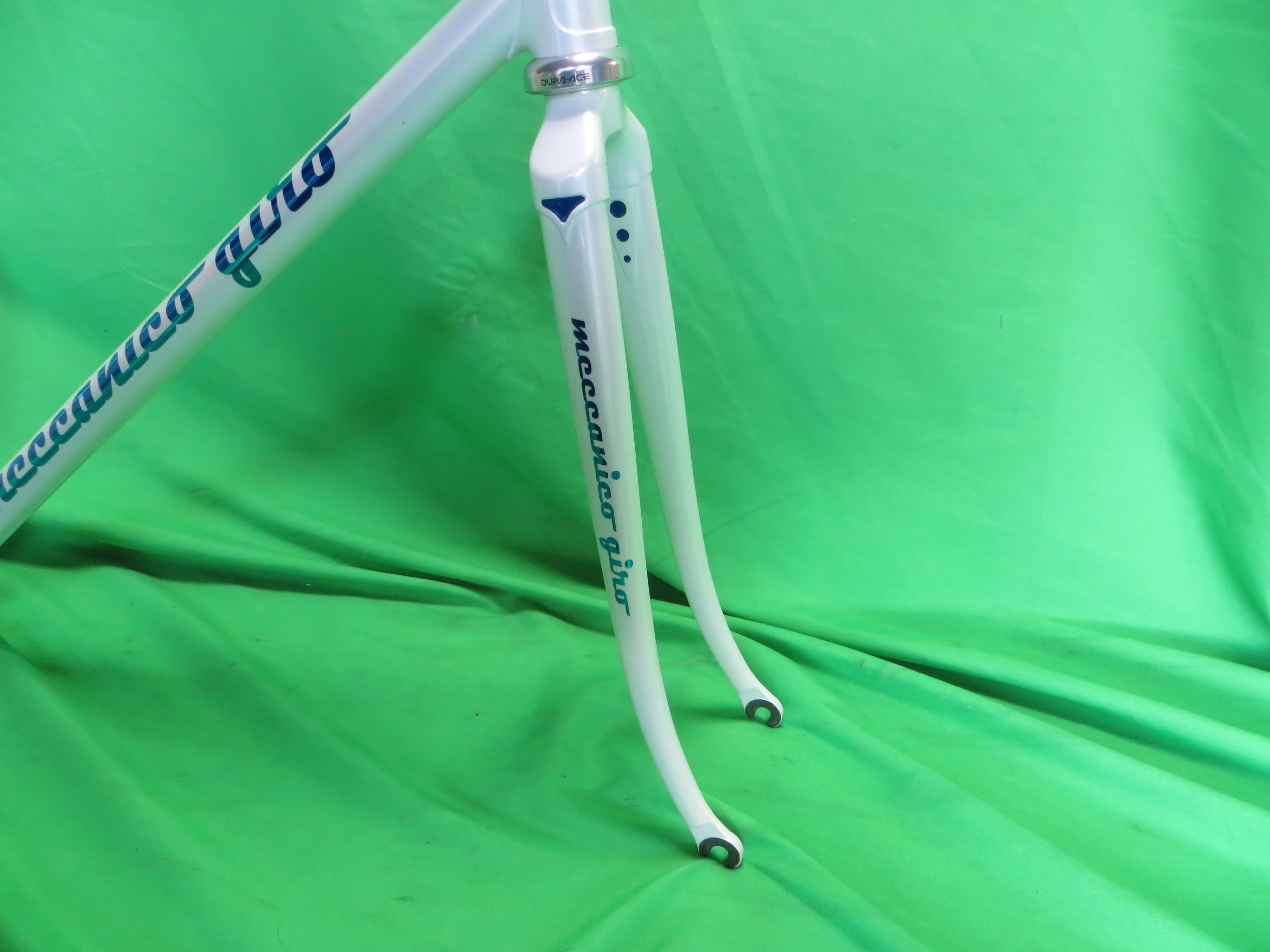 Giro // White // 56cm - Image 12