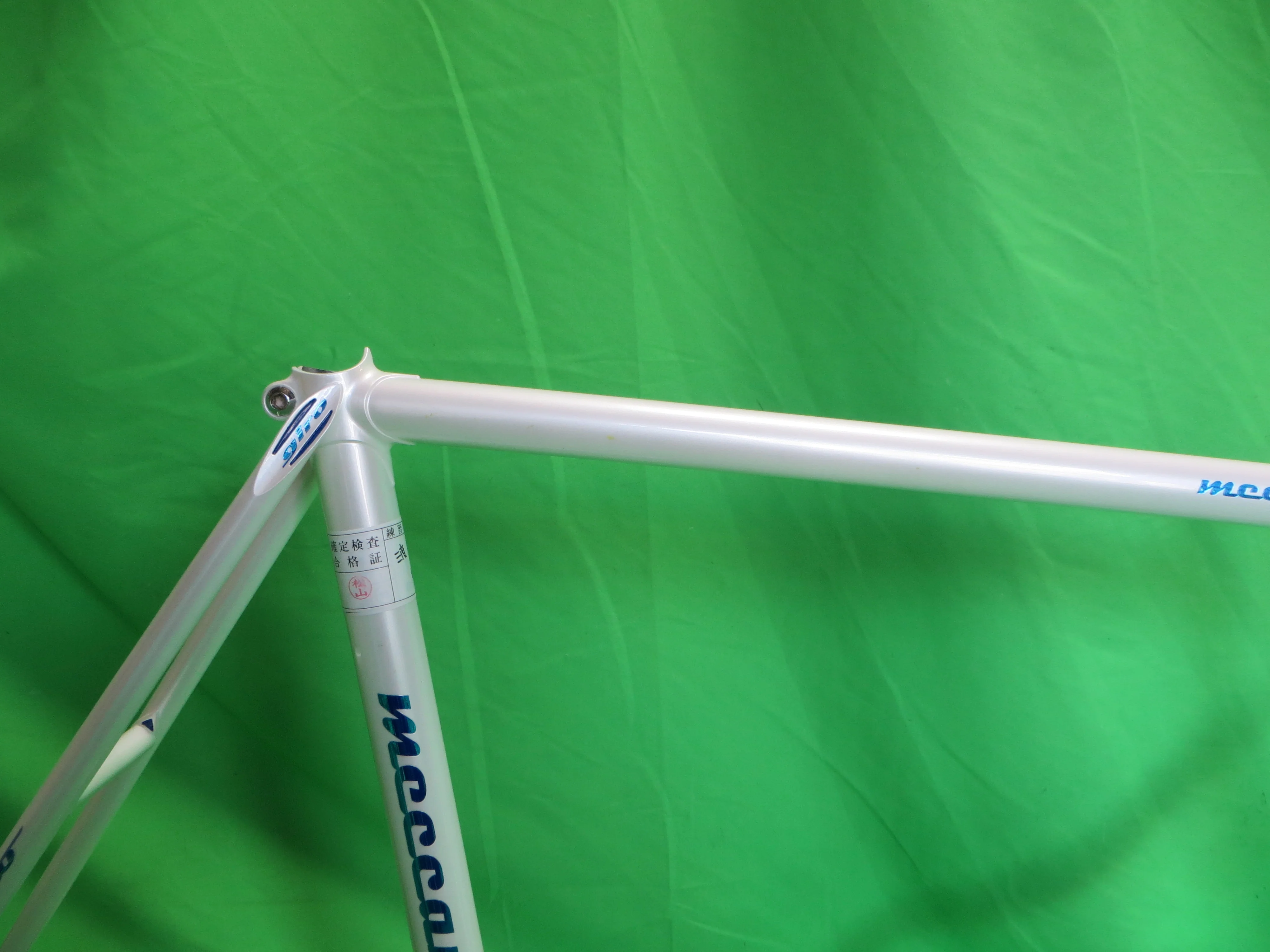 Giro // White // 56cm - Image 14