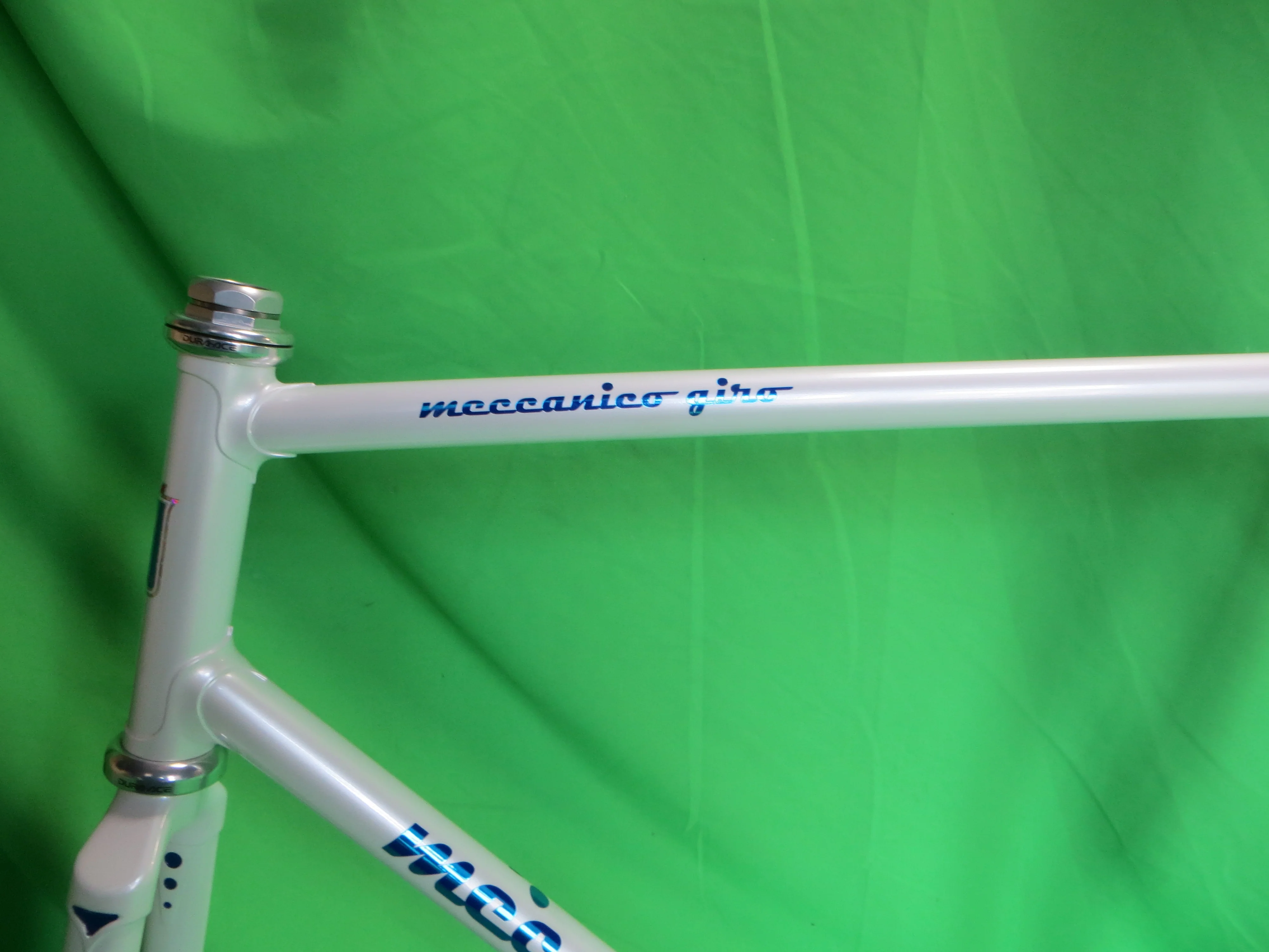 Giro // White // 56cm - Image 4