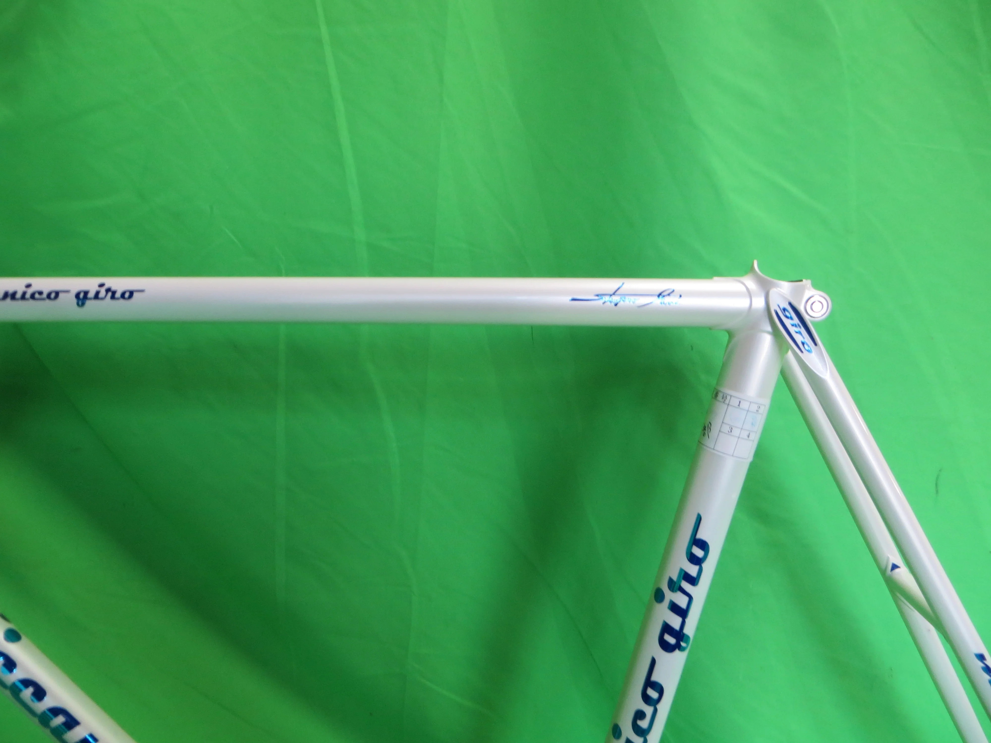Giro // White // 56cm - Image 5