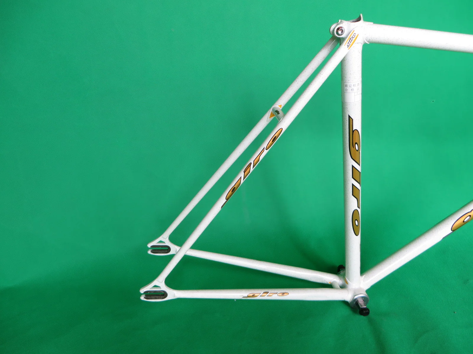 Giro White/Gold Flake {52cm} - Image 5