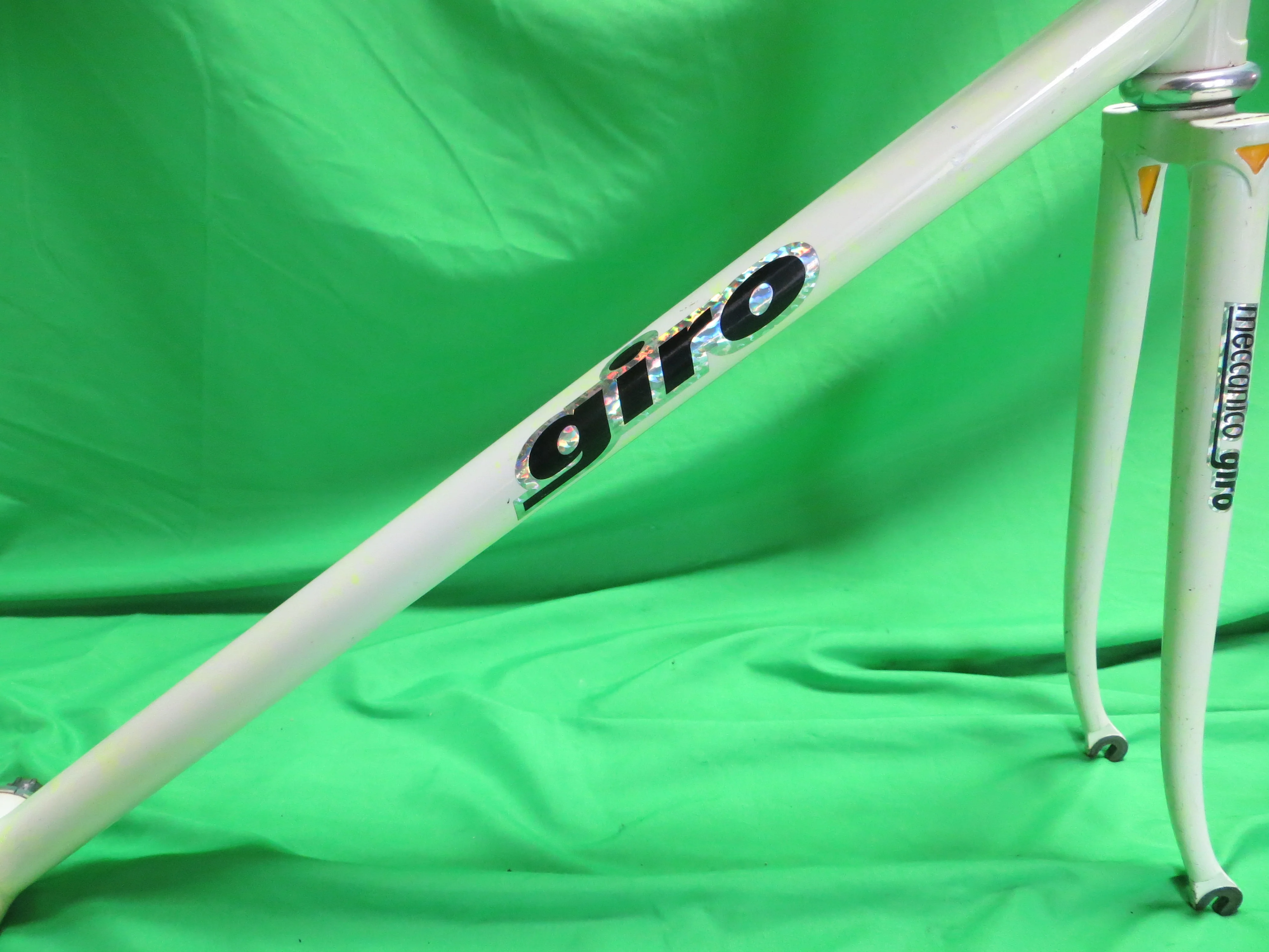 GIRO // White / Neon Yellow Marble Finish // 52cm - Image 14