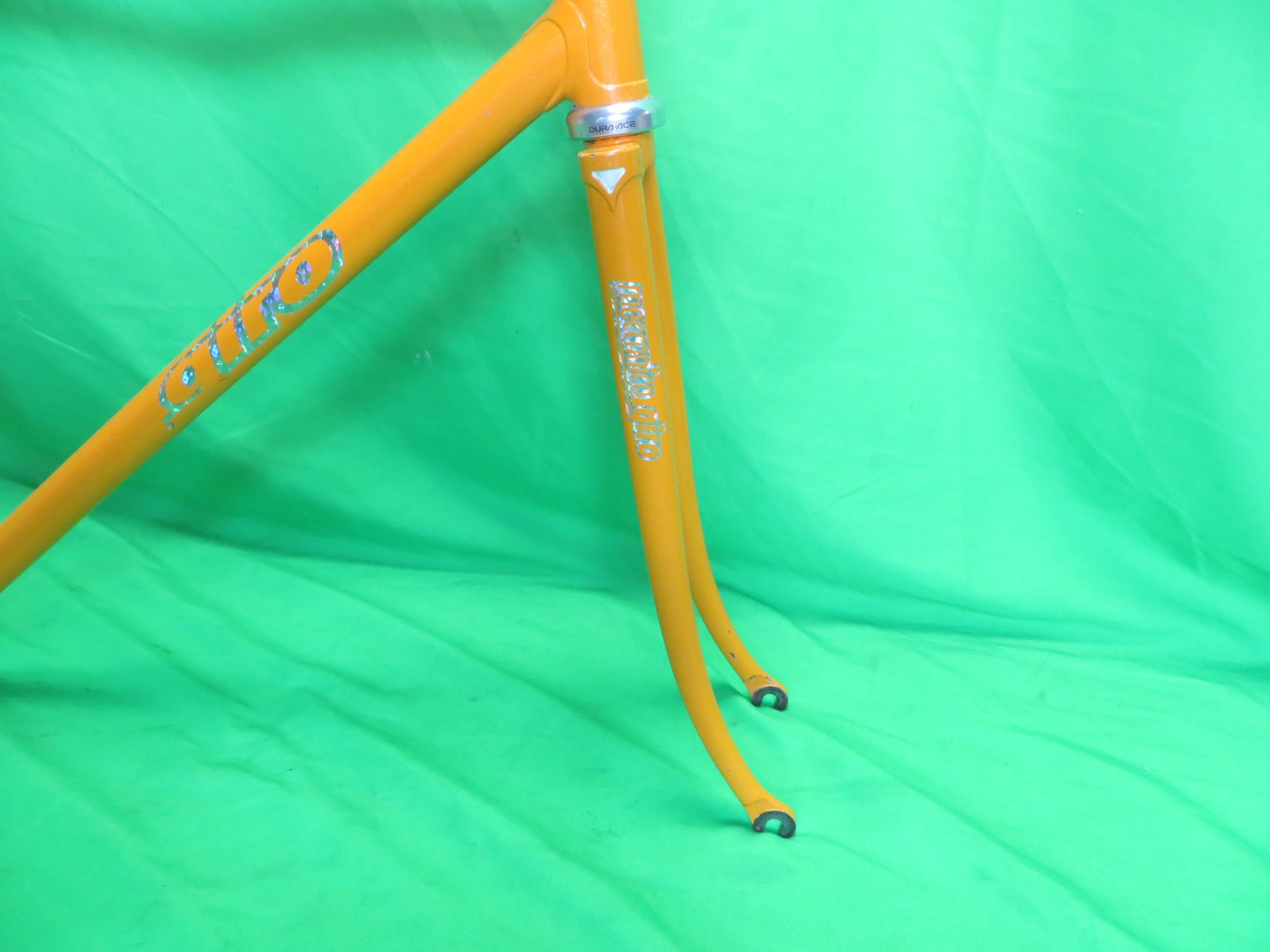 Giro // Yellow with Fine Silver Flake // 53cm - Image 10