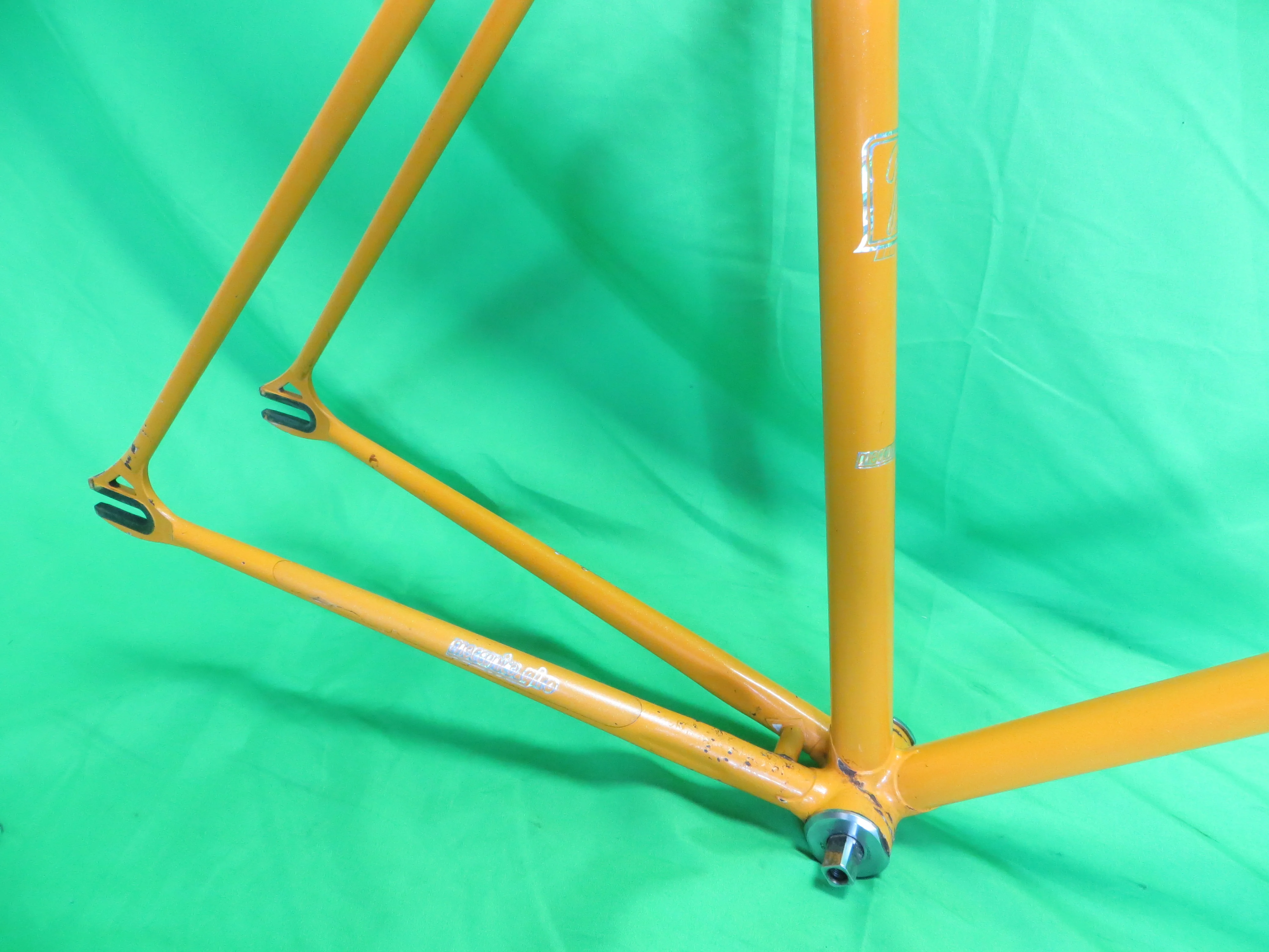 Giro // Yellow with Fine Silver Flake // 53cm - Image 14