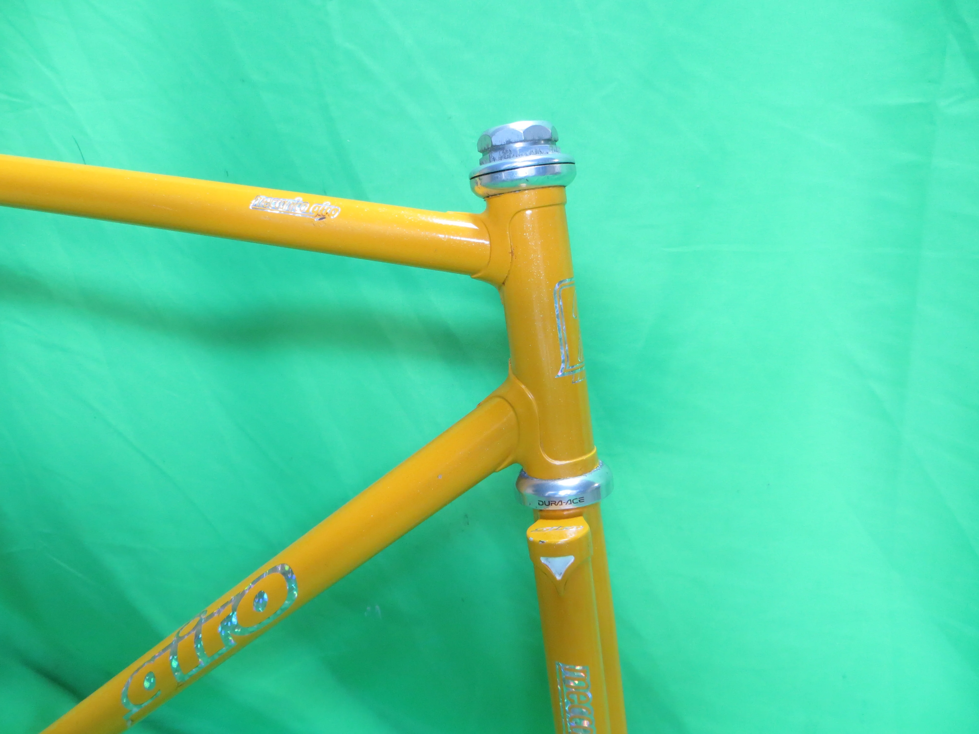 Giro // Yellow with Fine Silver Flake // 53cm - Image 9