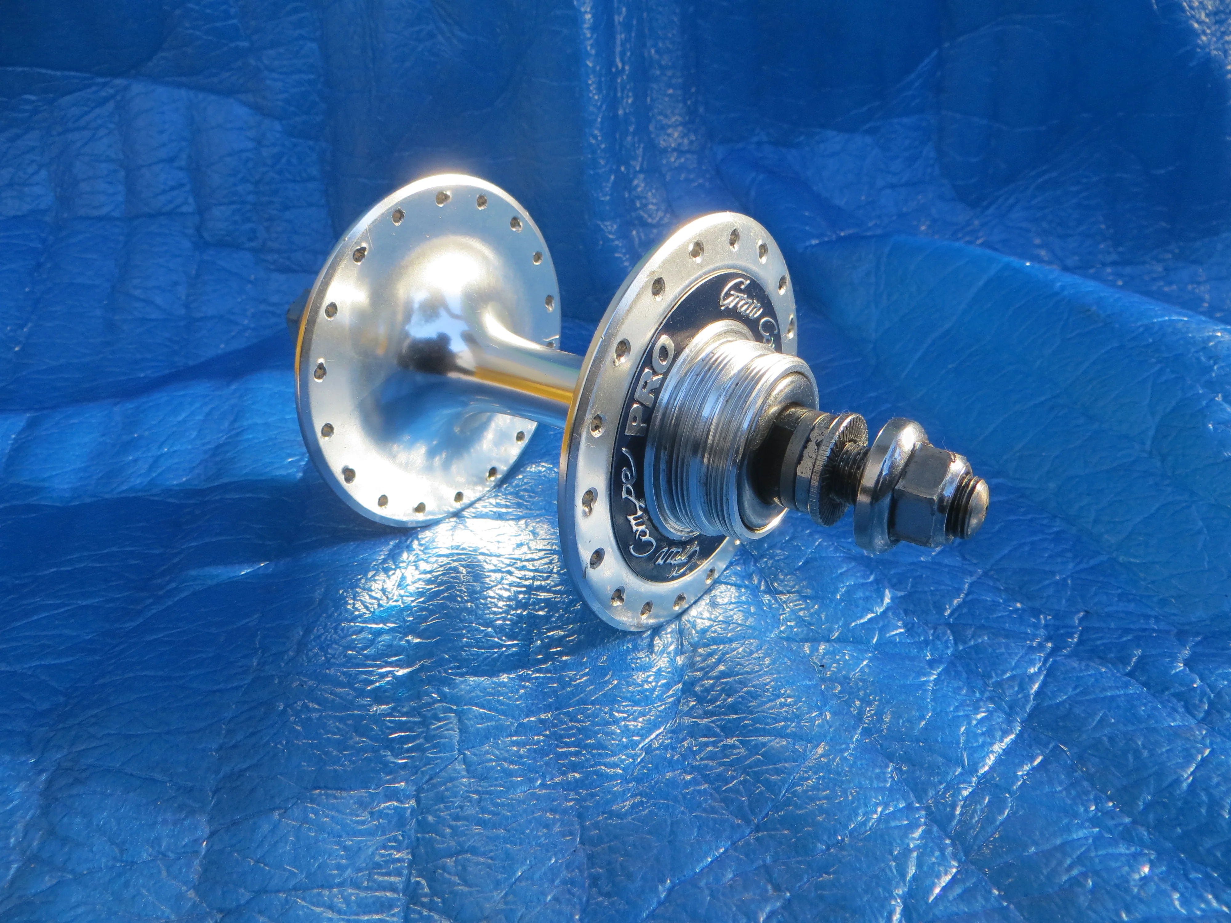Gran Compe Pro 36H Rear Hub 120mm NJS (25121204) - Image 2
