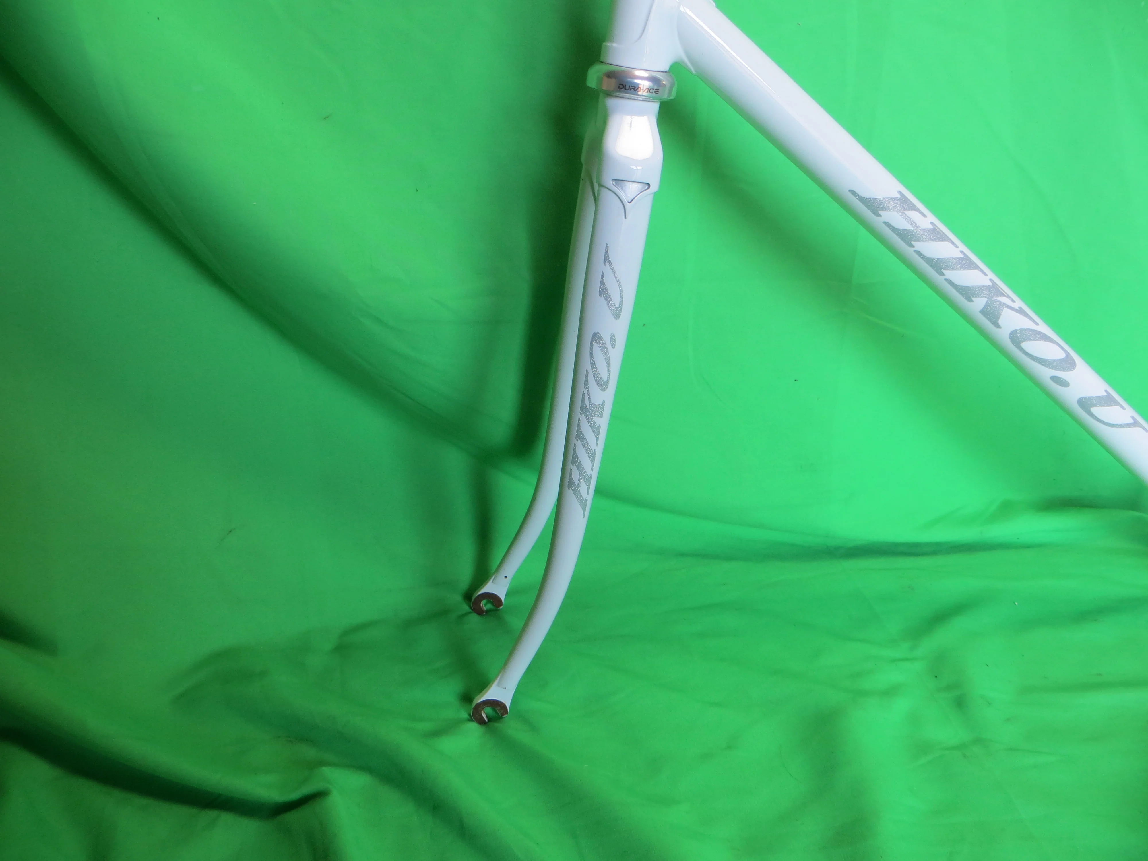 Hiko // White // 56.5cm - Image 3