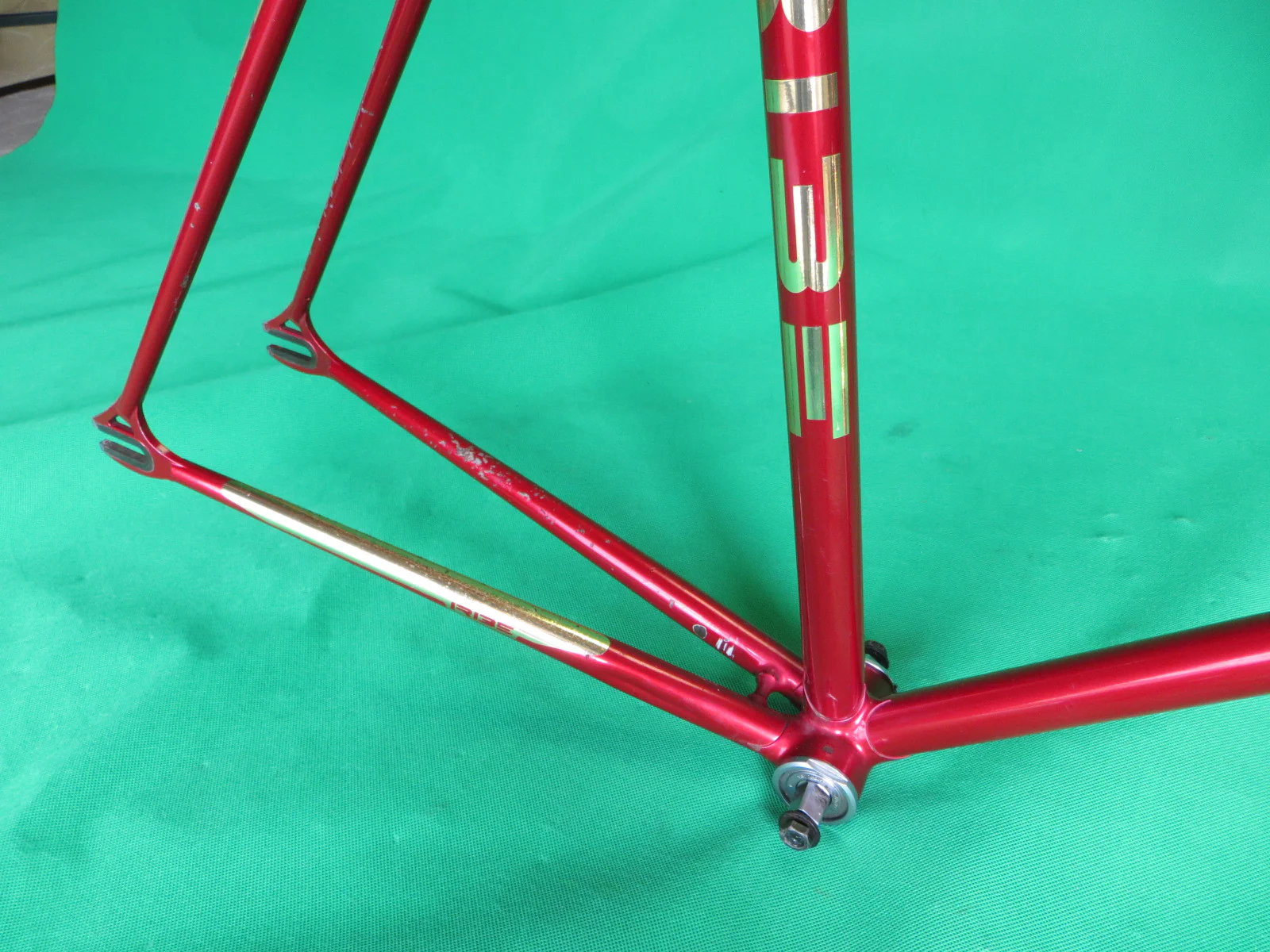 IRIBE | metallic red | 54.5cm - Image 14