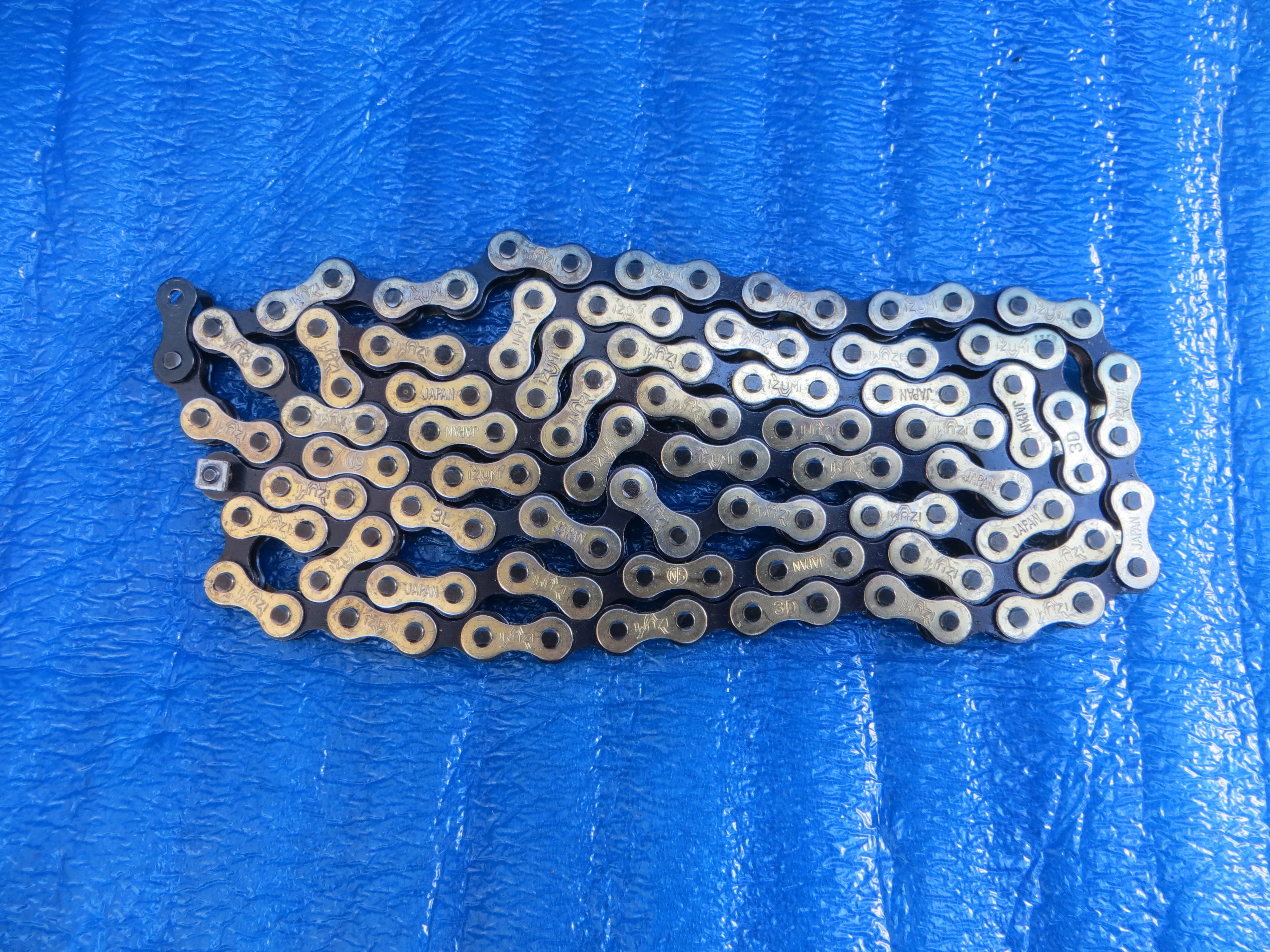 Izumi V Super Toughness NJS Chain 1/8" 106links #11