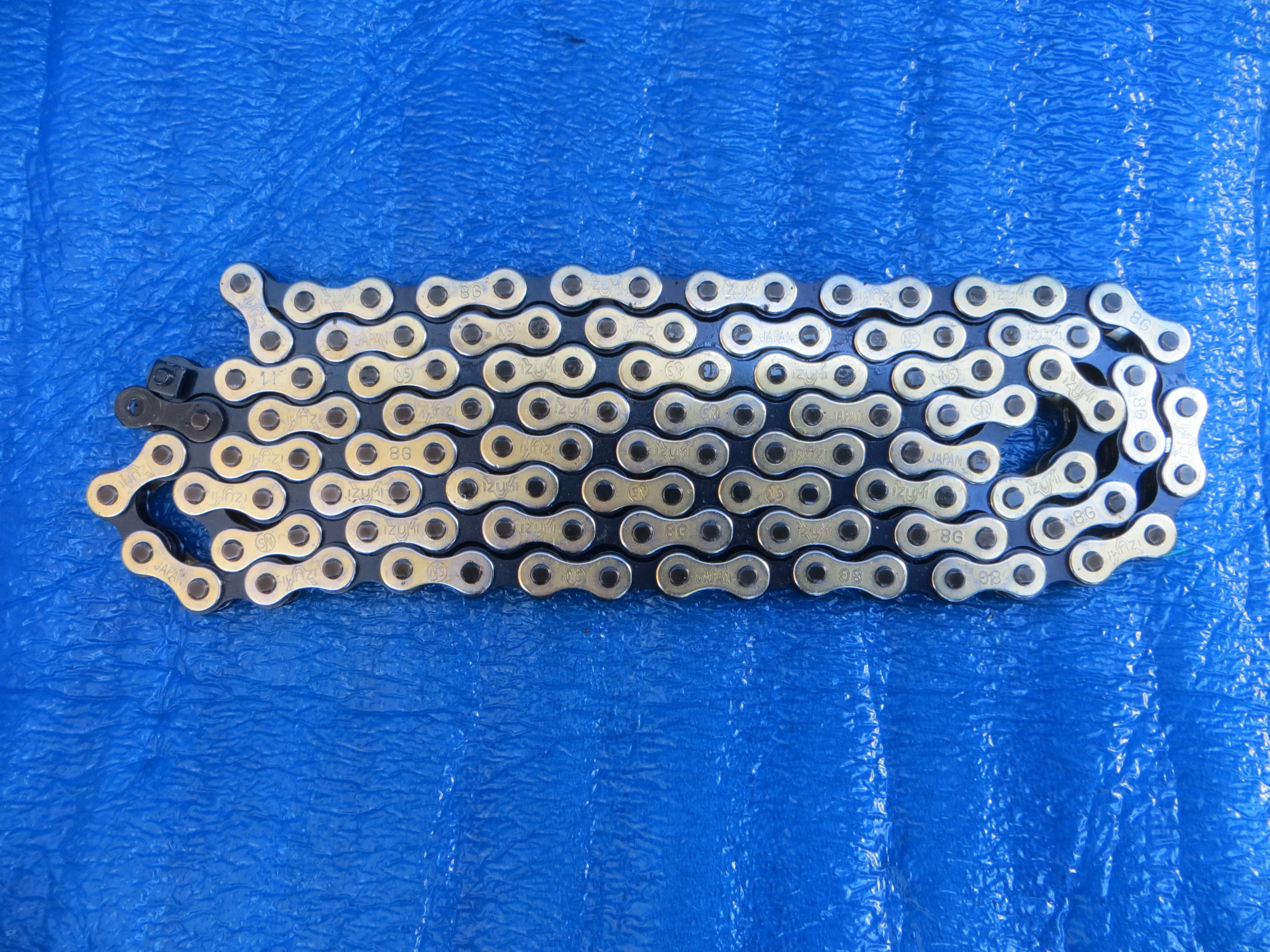 Izumi V Super Toughness NJS Chain 1/8" 106links #14 - Image 2