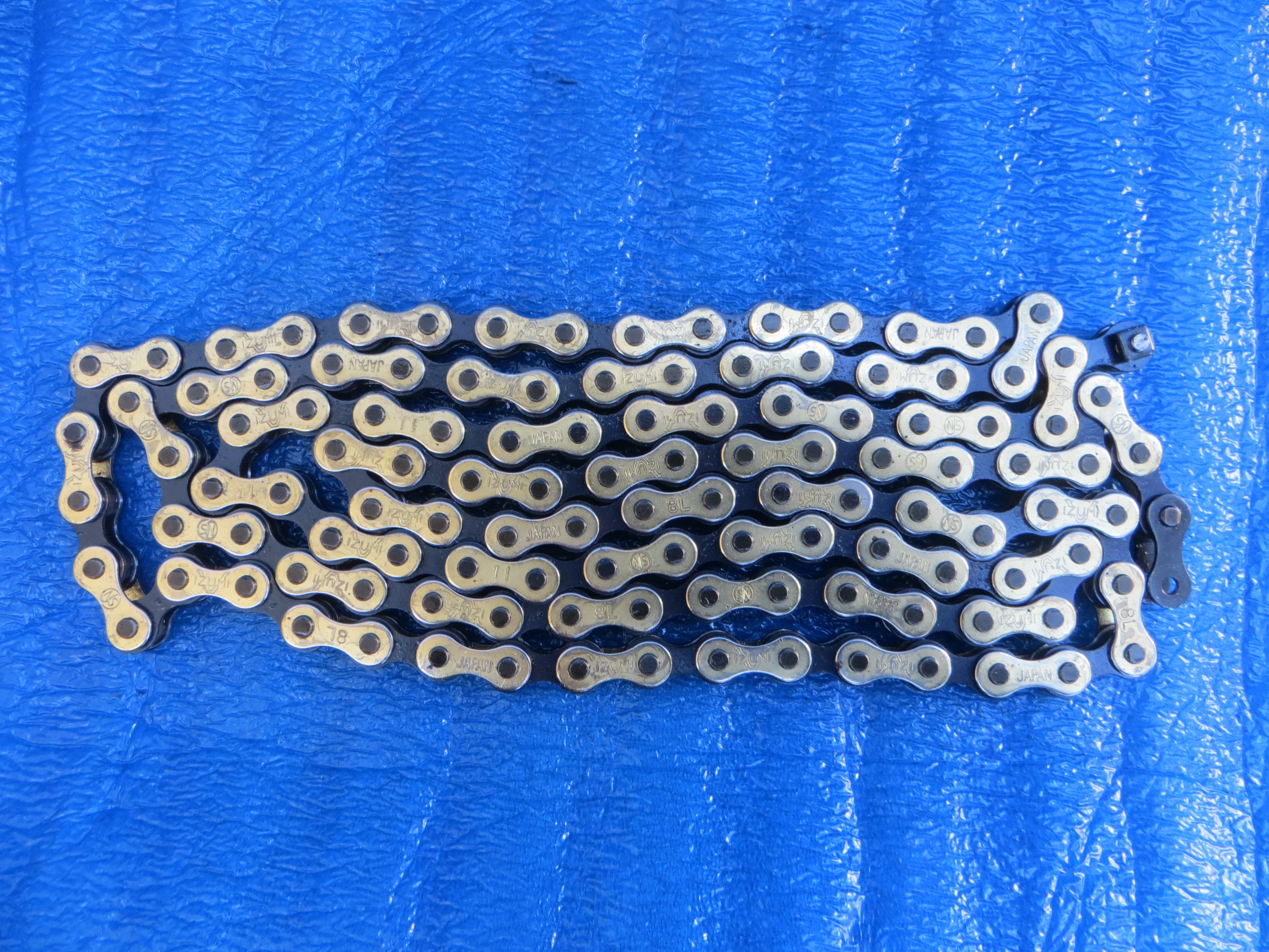 Izumi V Super Toughness NJS Chain 1/8" 106links #21