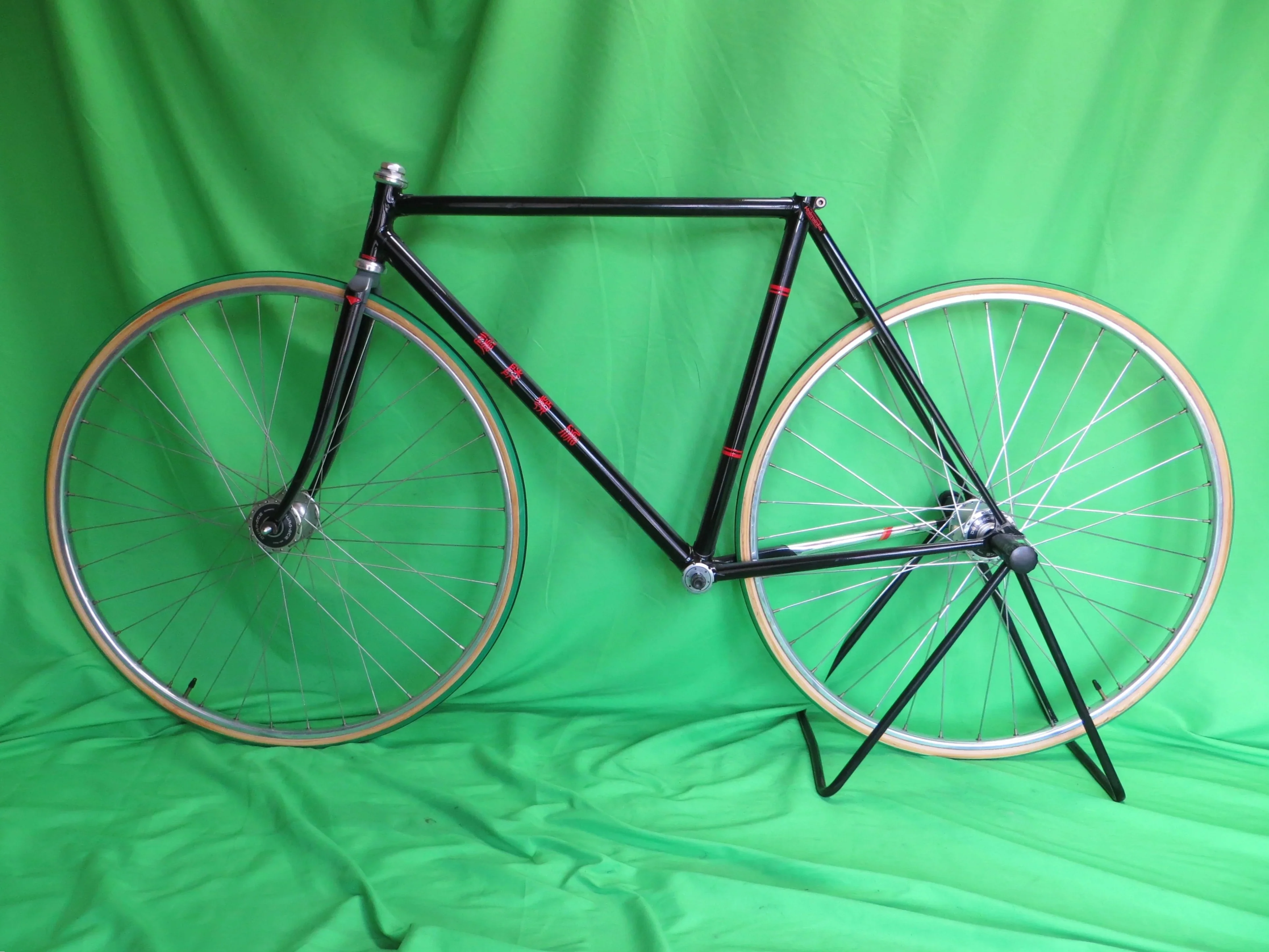 Kalavinka // Black Gray Fade // 51.5cm - Image 16