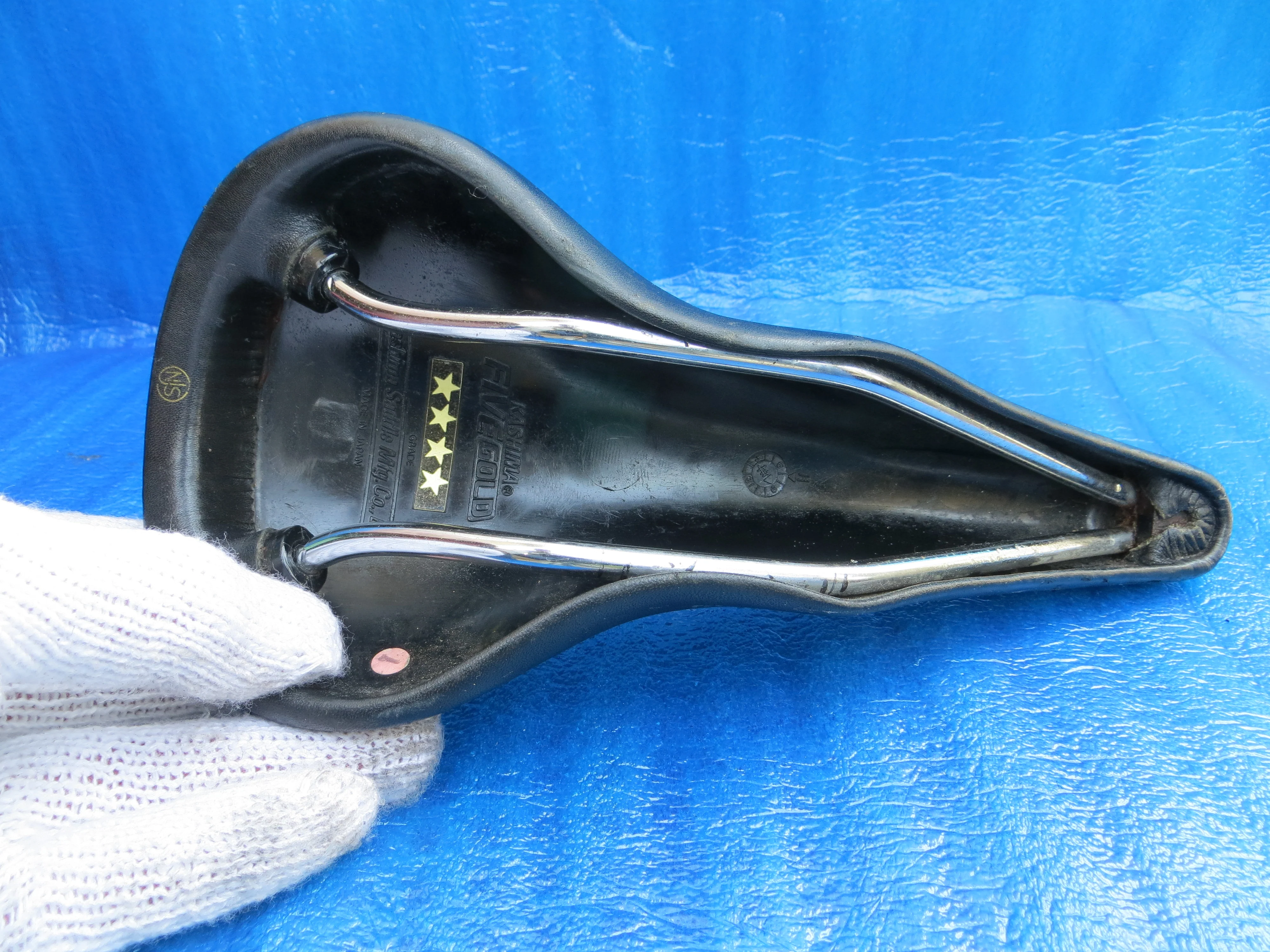 Kashima Five Gold FG-4P 44mm NJS Unpadded Saddle  (22031212) - Image 5