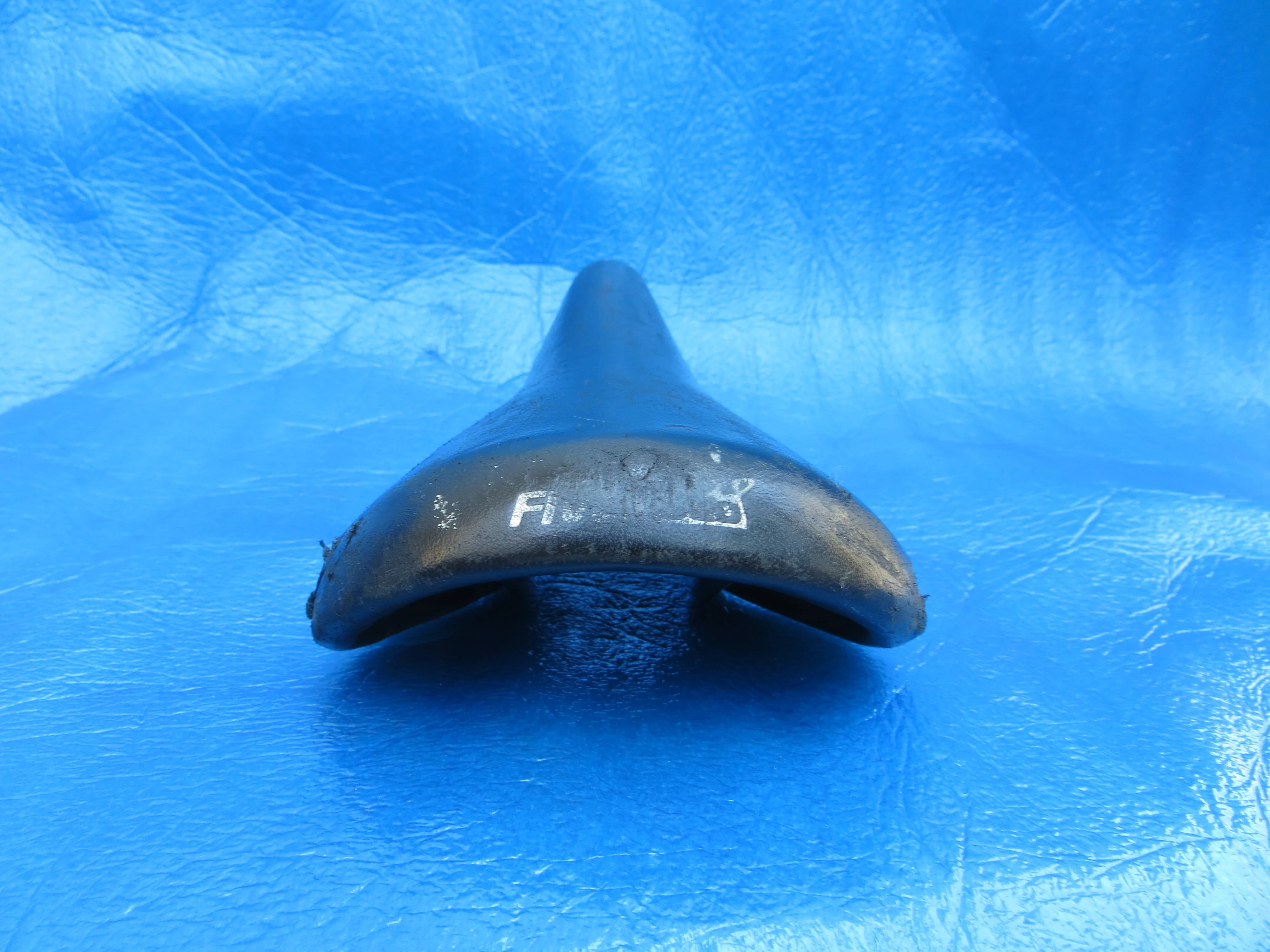 Kashima Five Gold FG-4P 44mm NJS Unpadded Saddle  (23061751) - Image 4