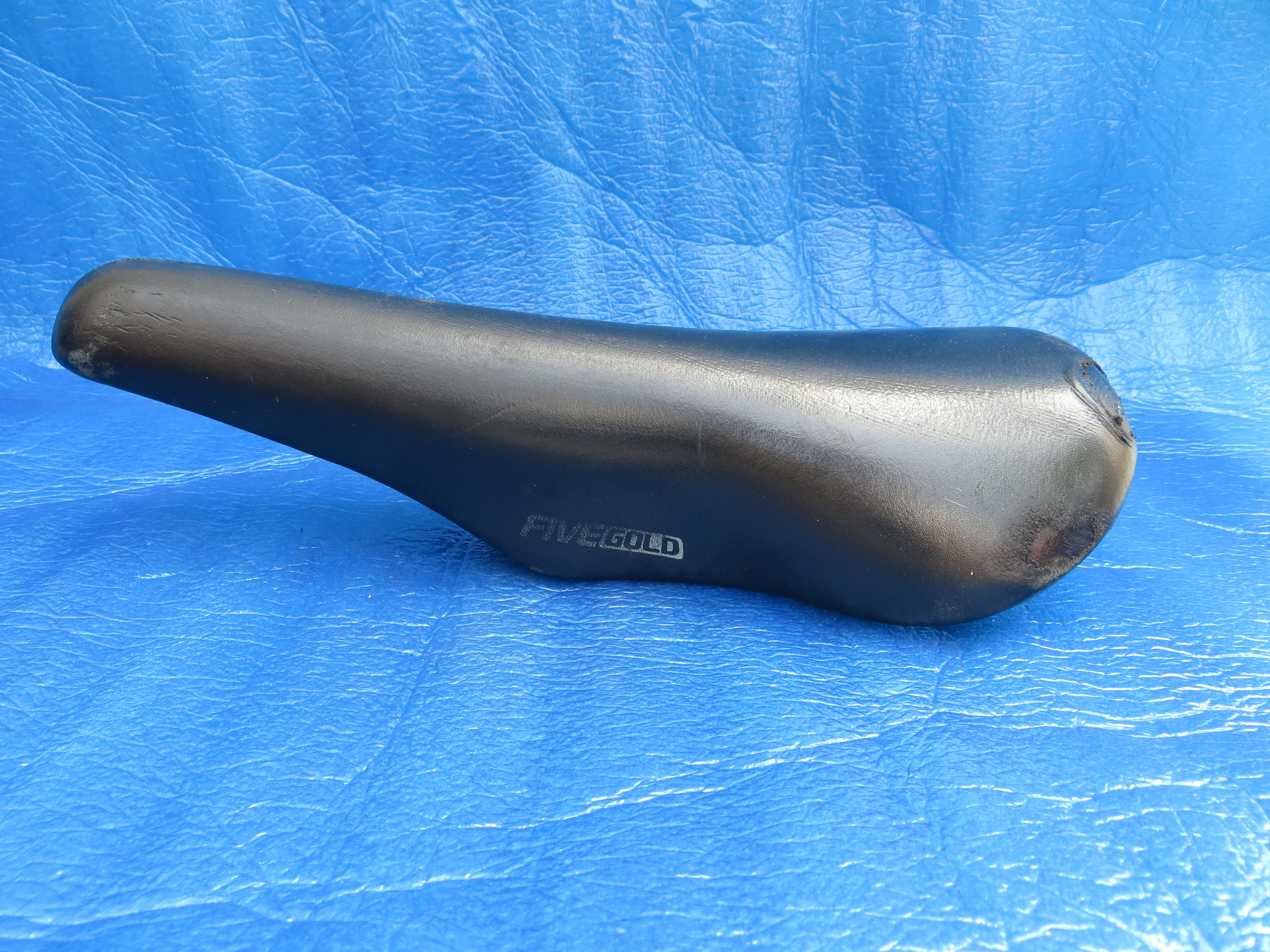Kashima Five Gold FG-4P 44mm NJS Unpadded Saddle (25052109) - Image 3