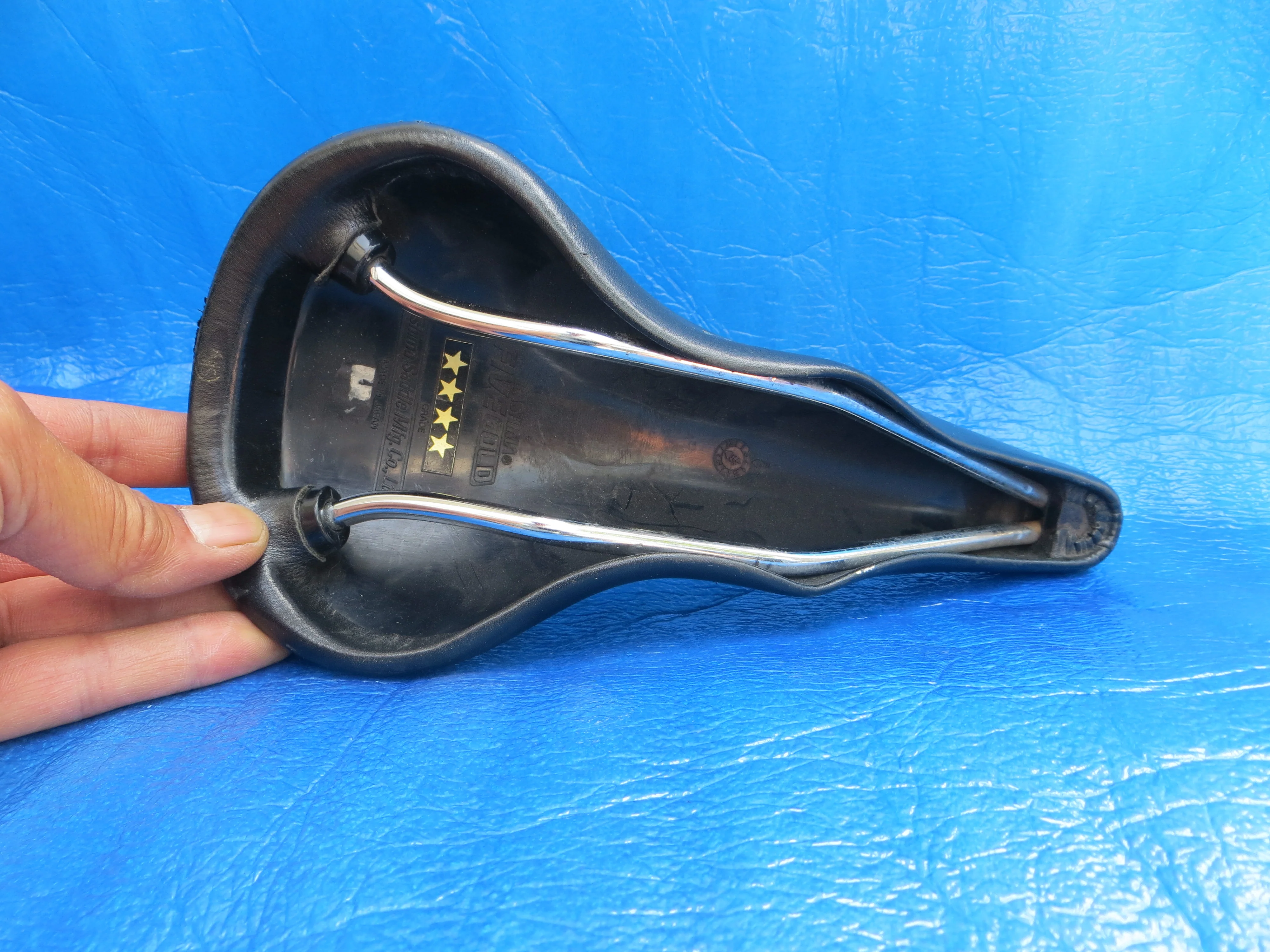 Kashima Five Gold FG-4P 44mm NJS Unpadded Saddle (25052109) - Image 5